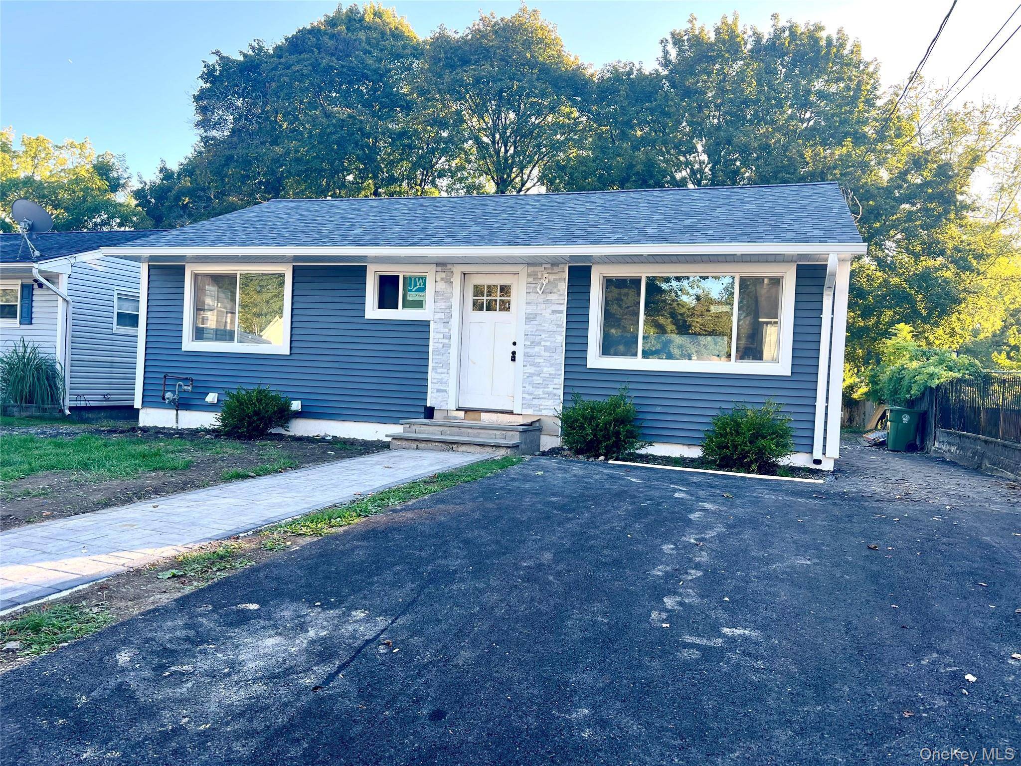 Middletown, NY 10940,42 Genung ST