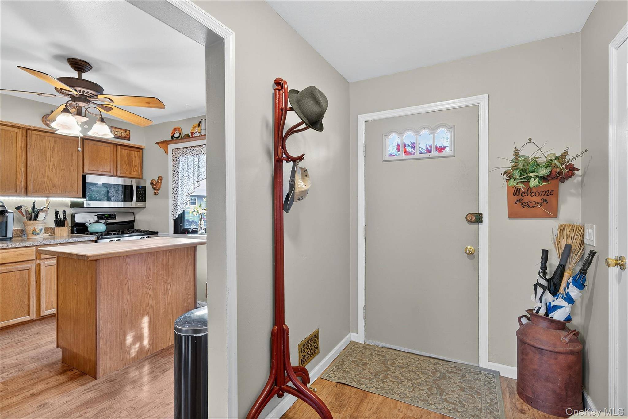 Middletown, NY 10940,29 Red Barn LN