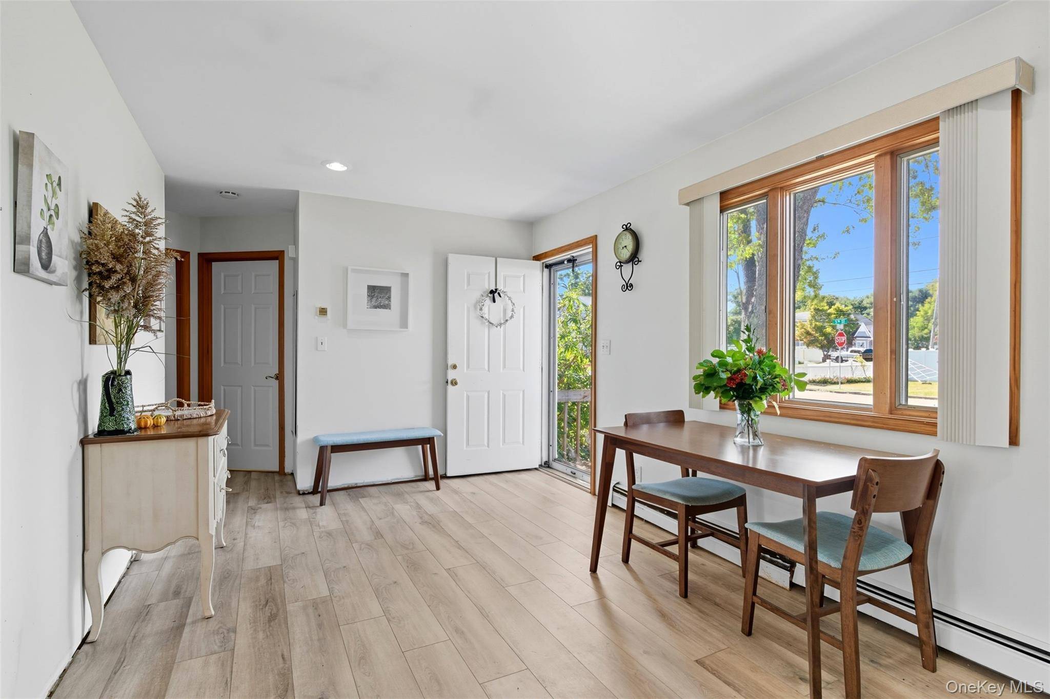 East Northport, NY 11731,290 5th ST