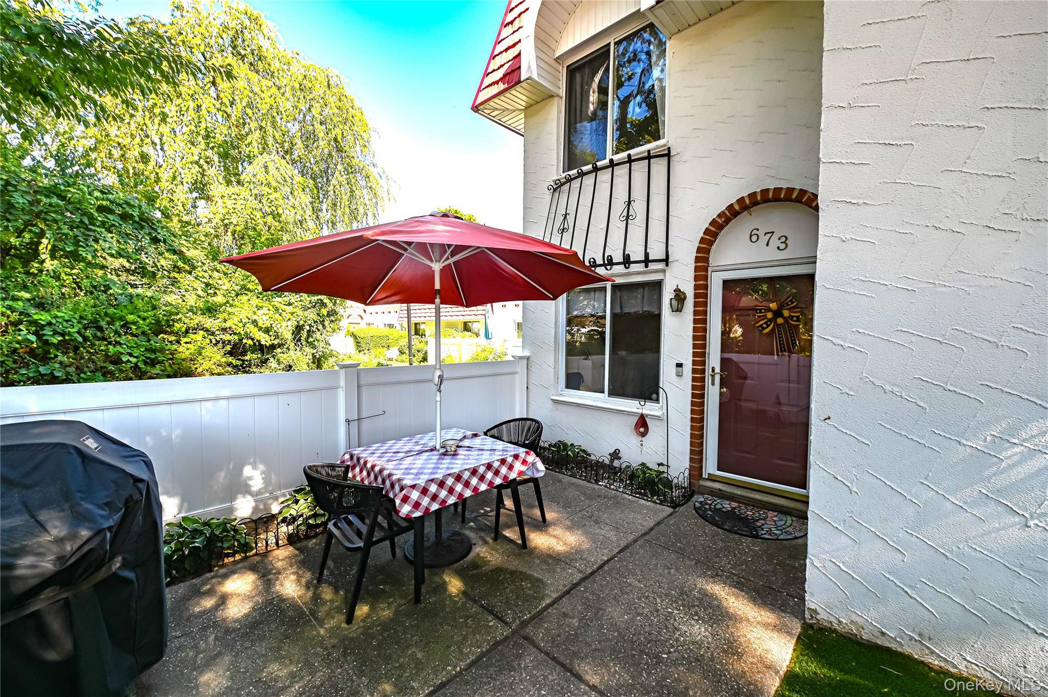 Medford, NY 11763,673 Blue Ridge DR