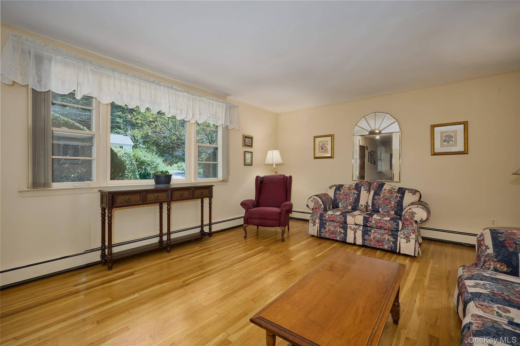Carmel, NY 10512,252 Towners RD