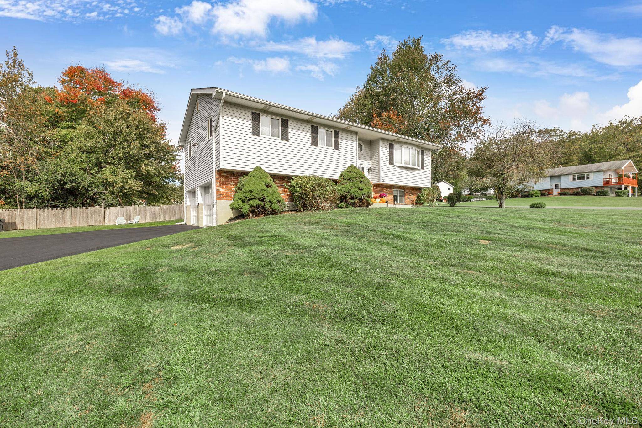 Middletown, NY 10940,25 Wayne DR