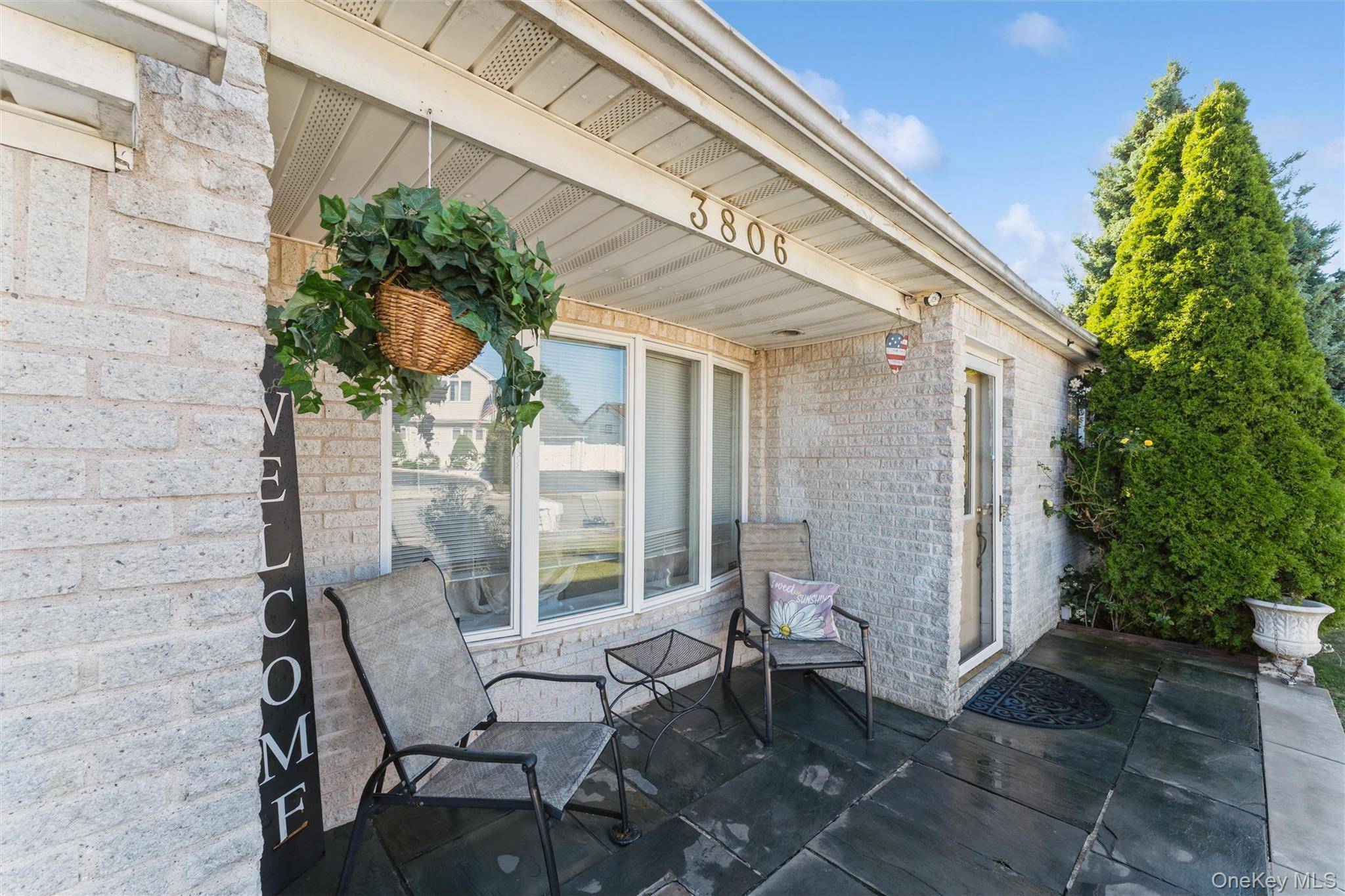 Bethpage, NY 11714,3806 Windsor DR