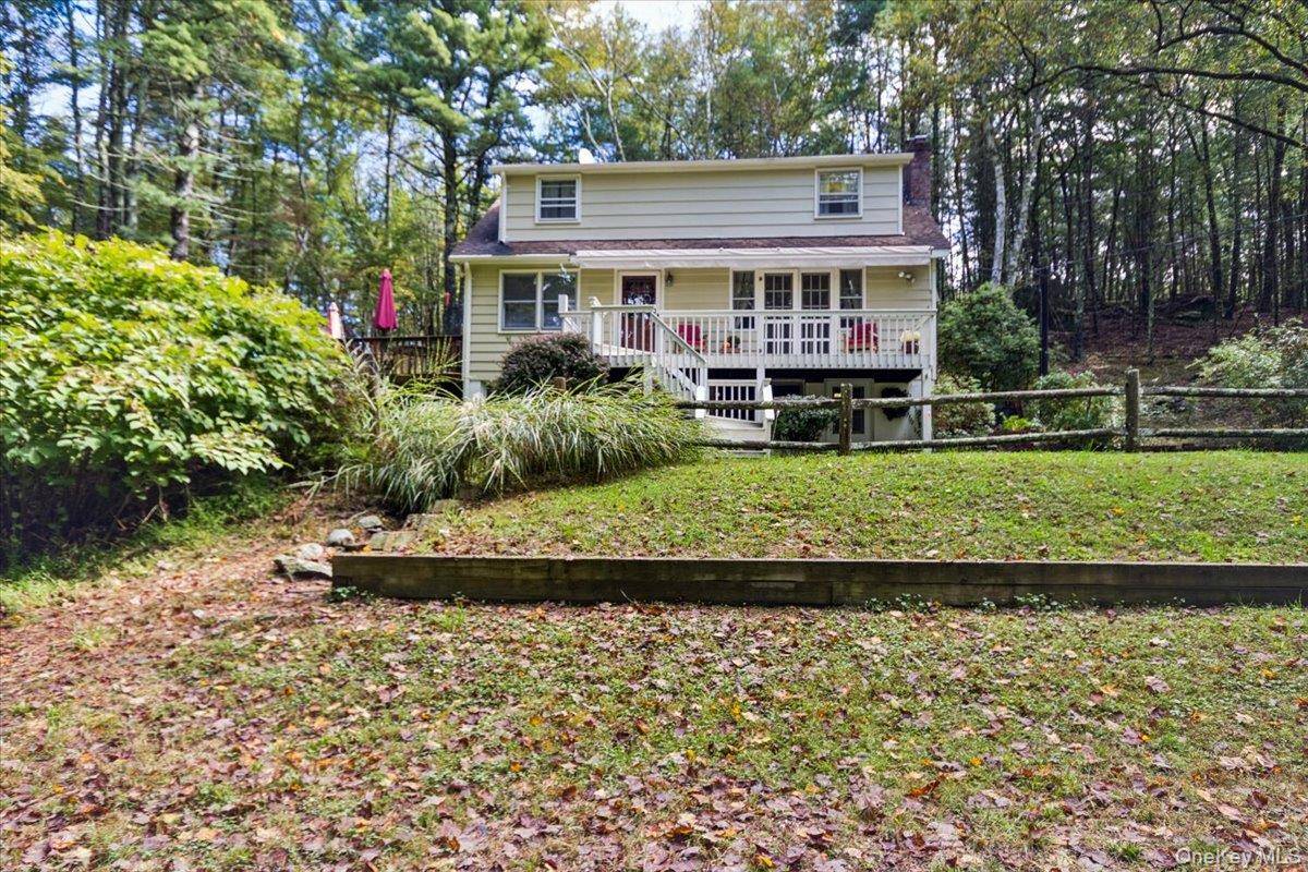Stone Ridge, NY 12484,826 Buck RD