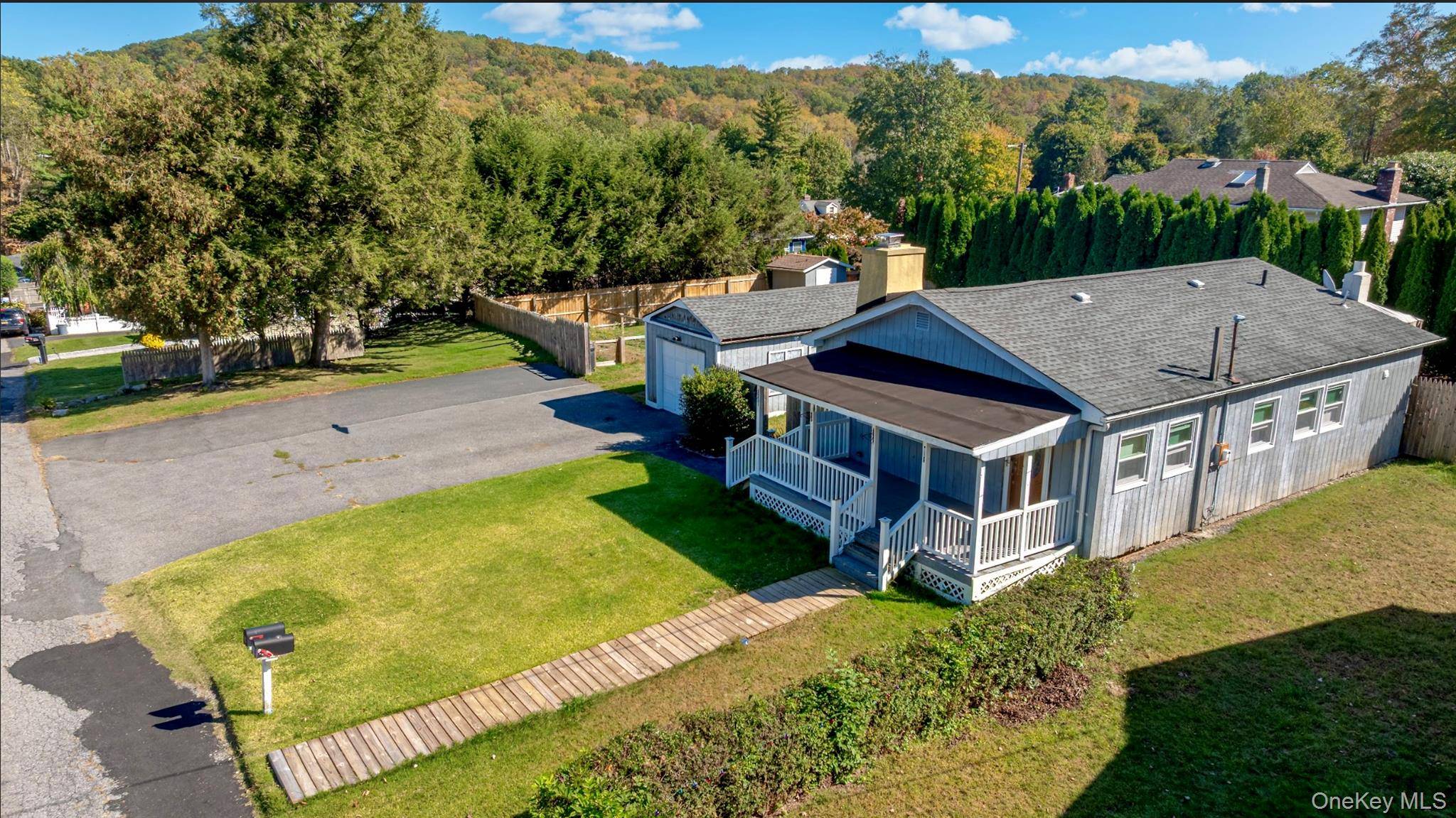 Carmel, NY 10512,11 Katonah RD