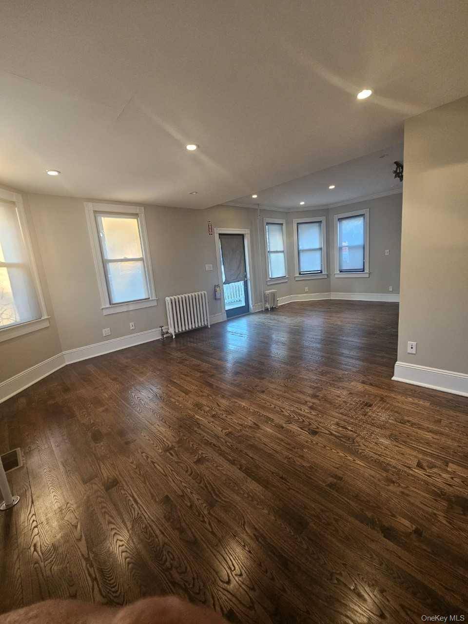 Smithtown, NY 11787,23 Bellemeade AVE