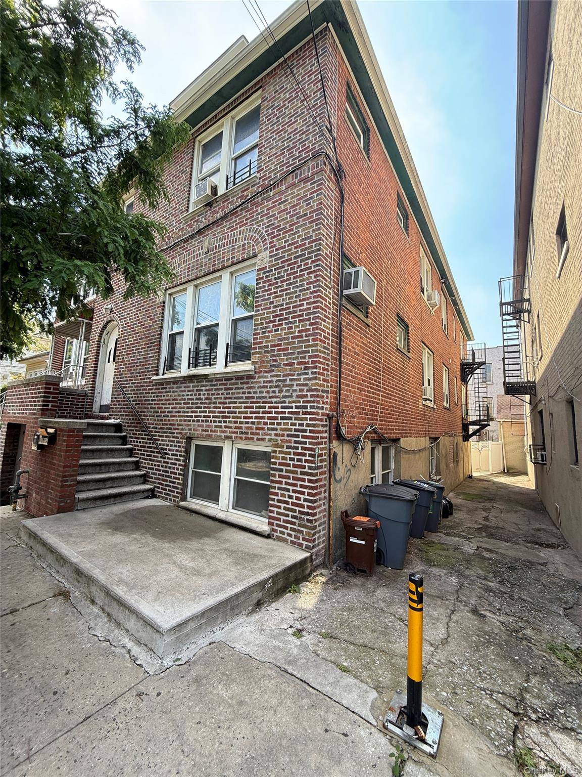 Bronx, NY 10461,2806 Wellman AVE