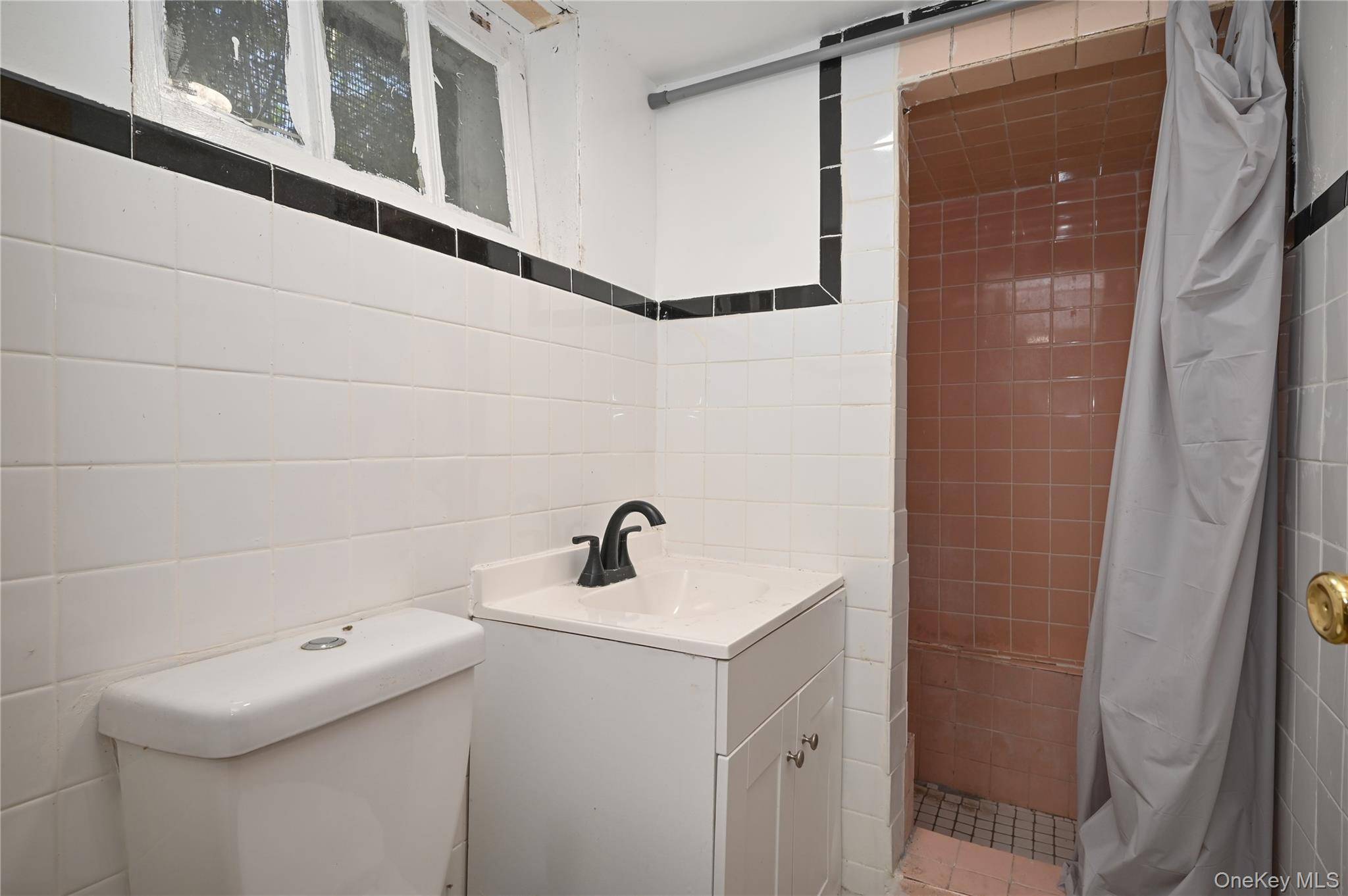 Far Rockaway, NY 11691,598 Beach 19th ST