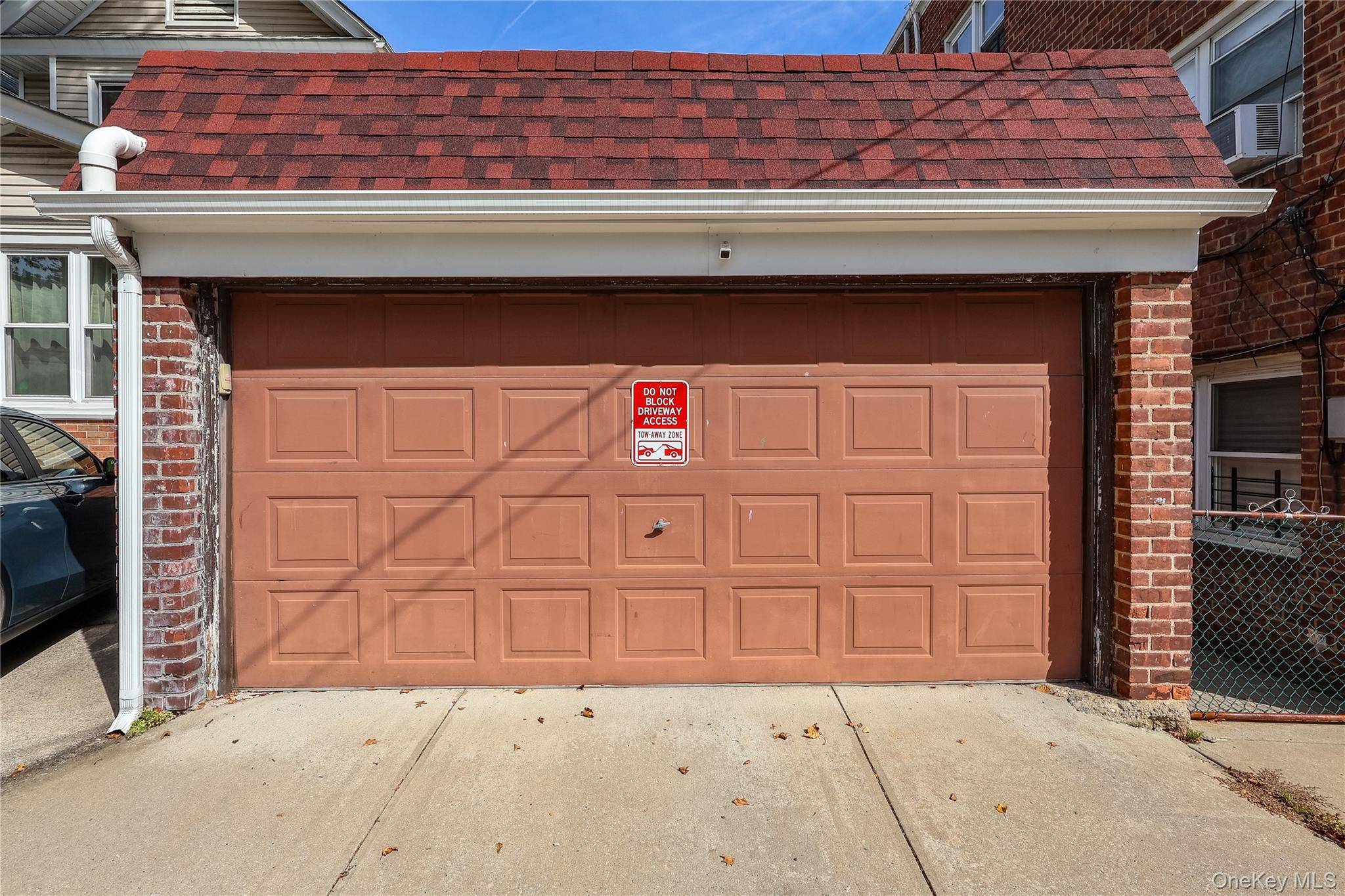 Kew Gardens, NY 11415,124-01 Hillside AVE