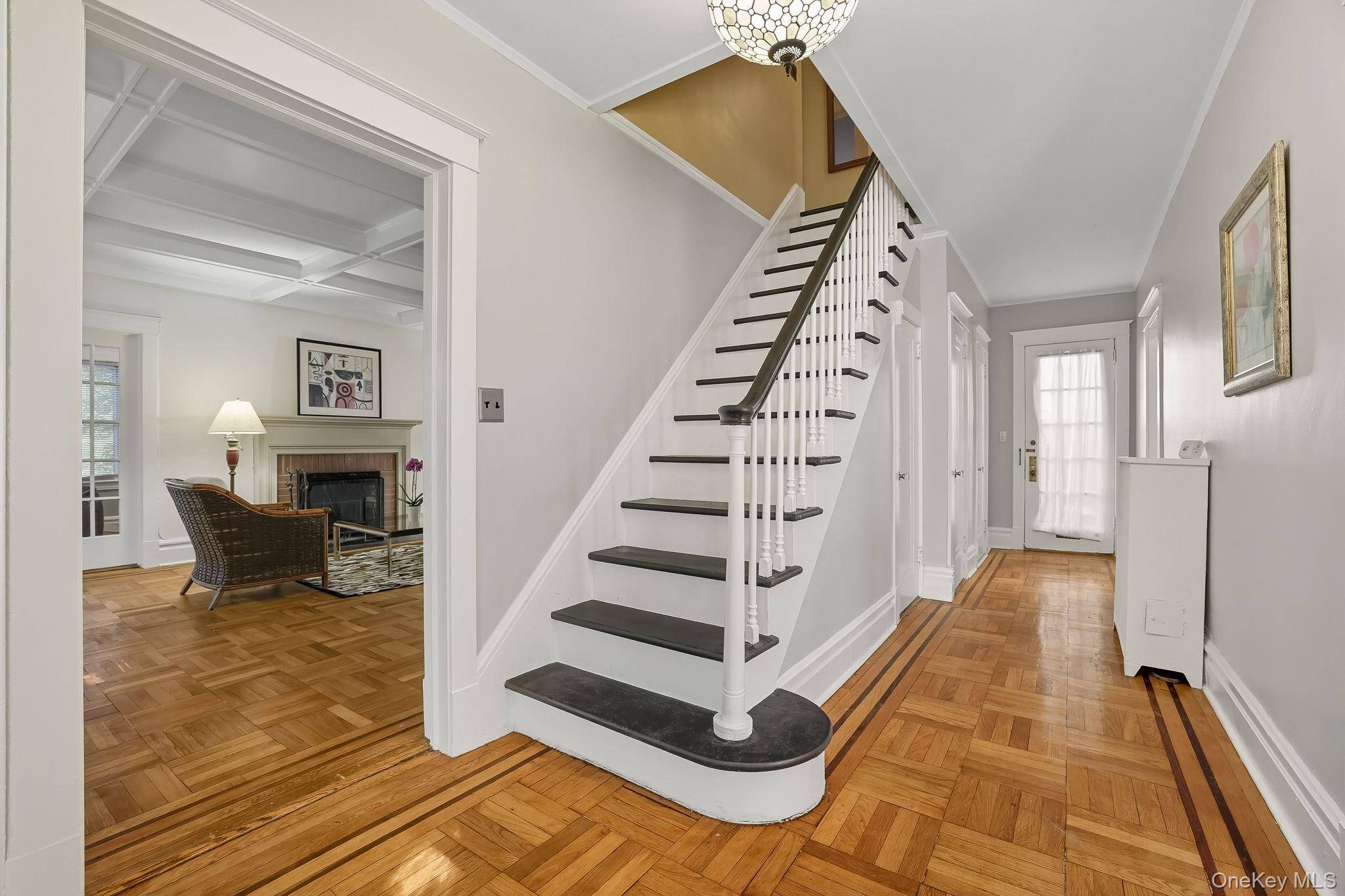 Scarsdale, NY 10583,1 Lynwood RD