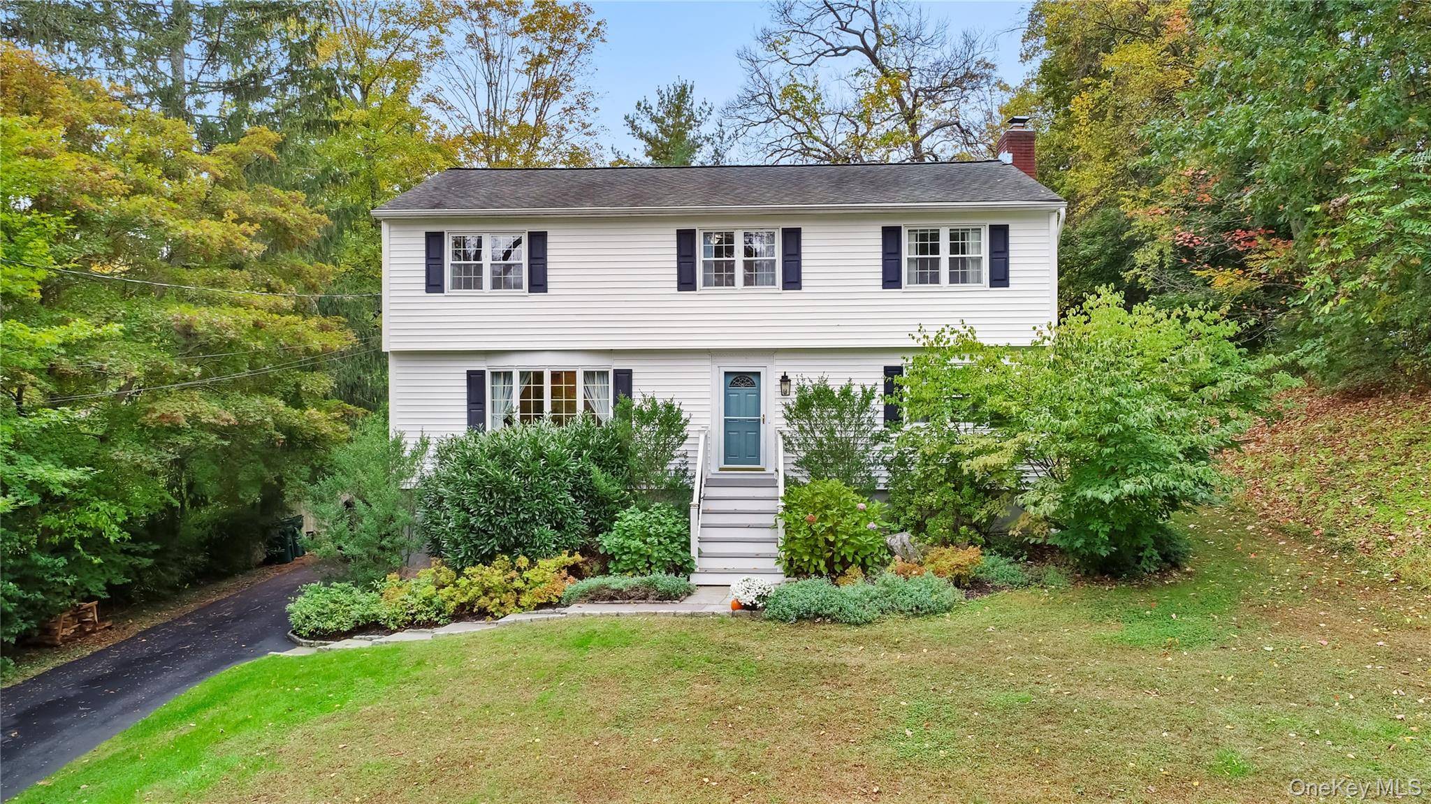 Katonah, NY 10536,5 Rockledge RD