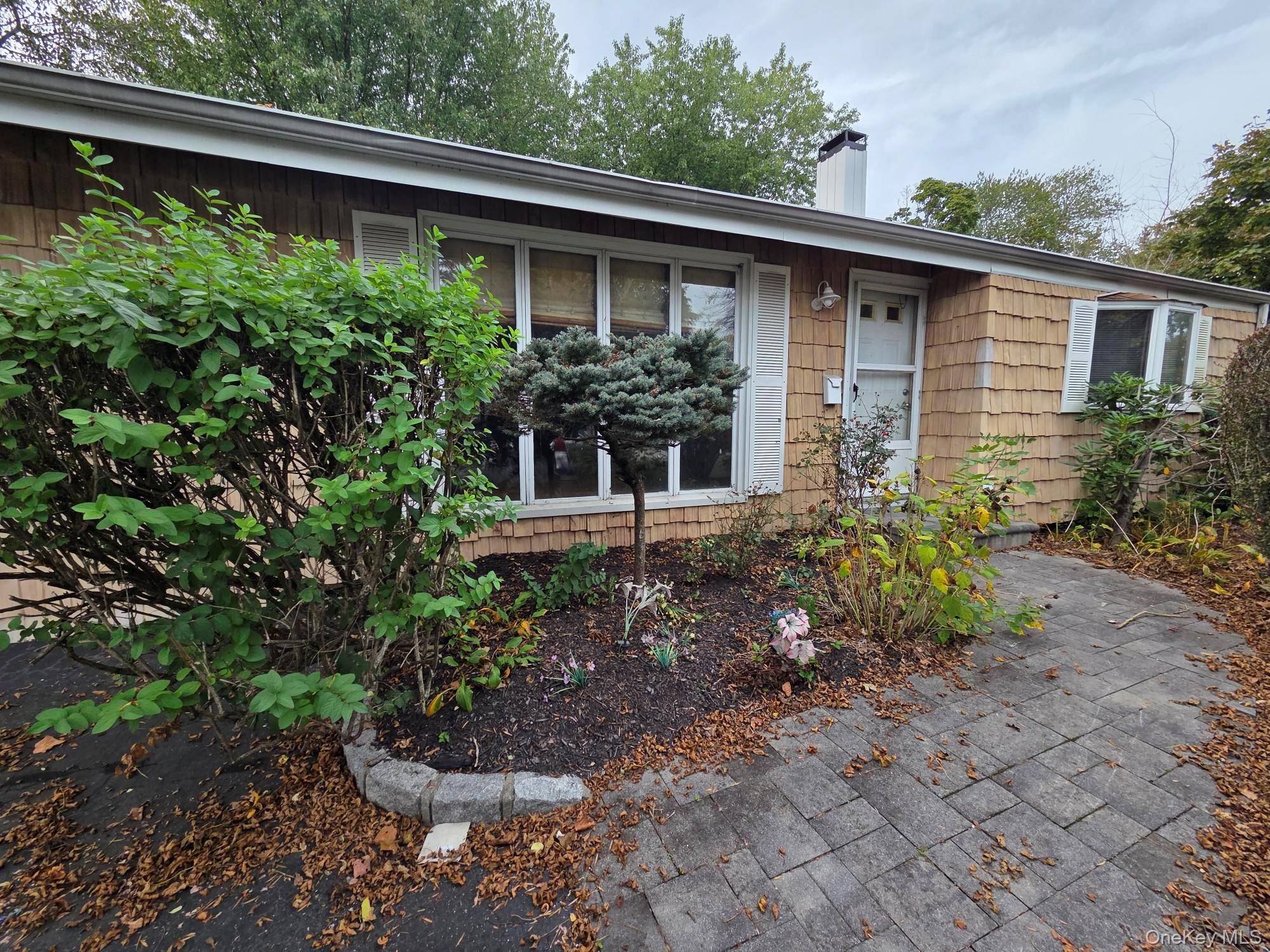 Medford, NY 11763,3106 Devon AVE