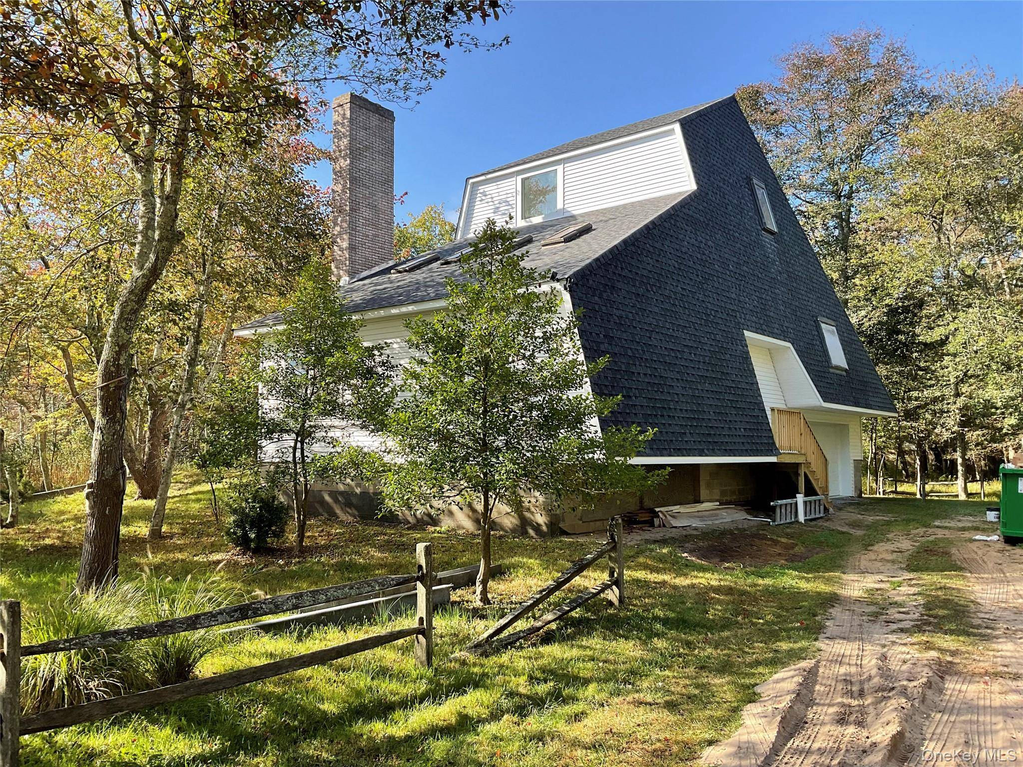 Mastic Beach, NY 11951,84 Beaver DR