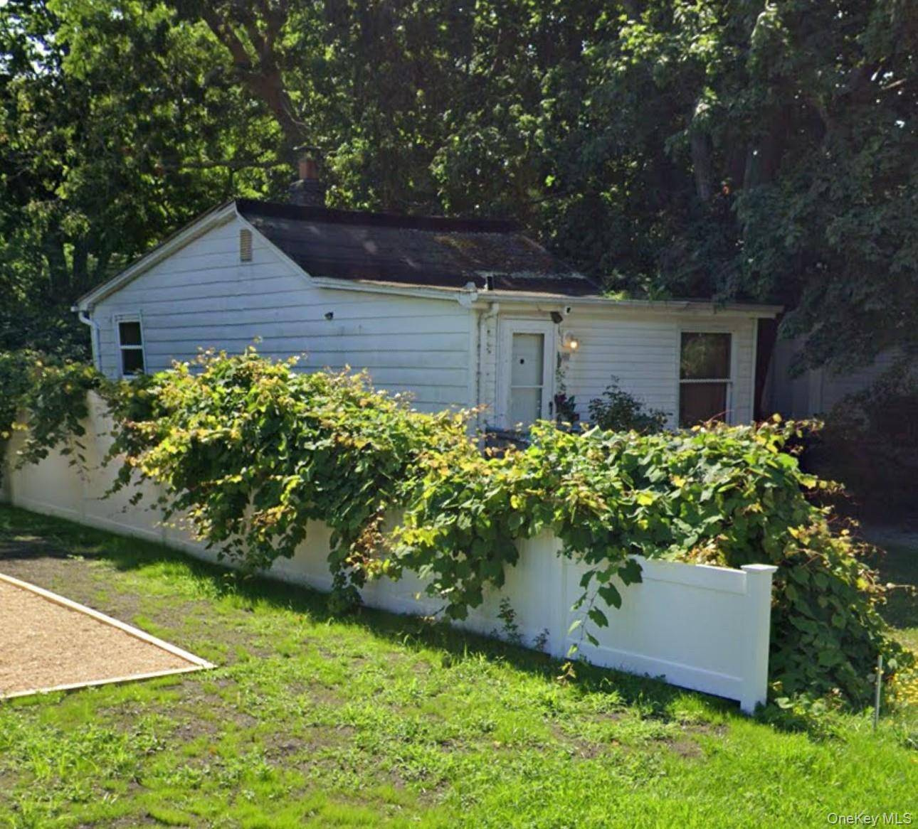 Mastic Beach, NY 11951,87 Lynbrook DR