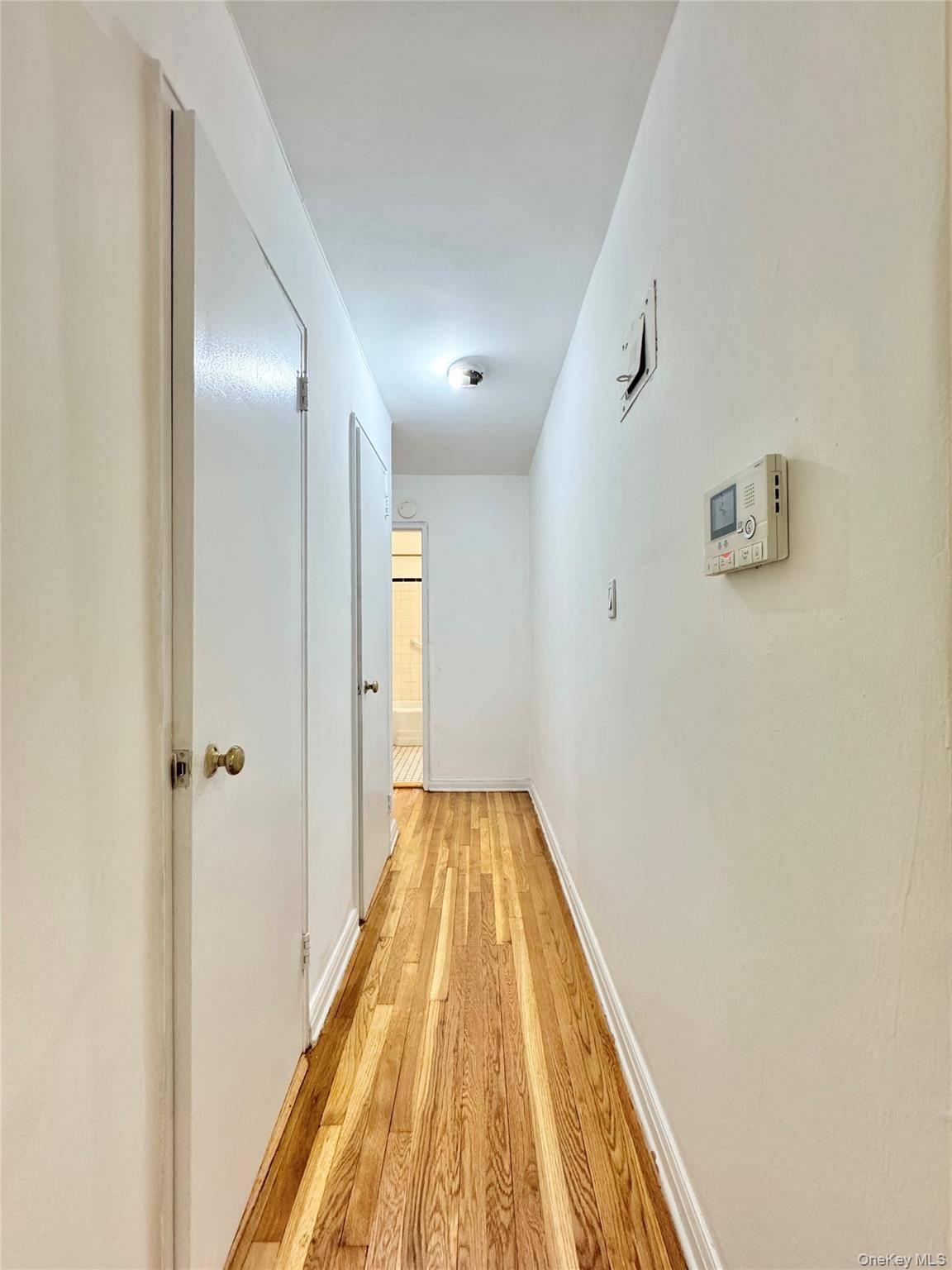 Elmhurst, NY 11373,8337 Saint James AVE #Unit 3S