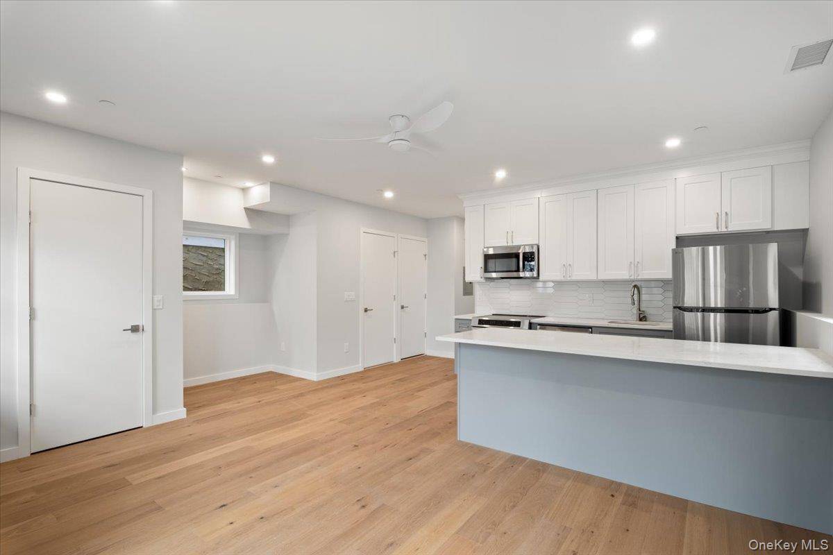 Sleepy Hollow, NY 10591,46 Hudson ST #1