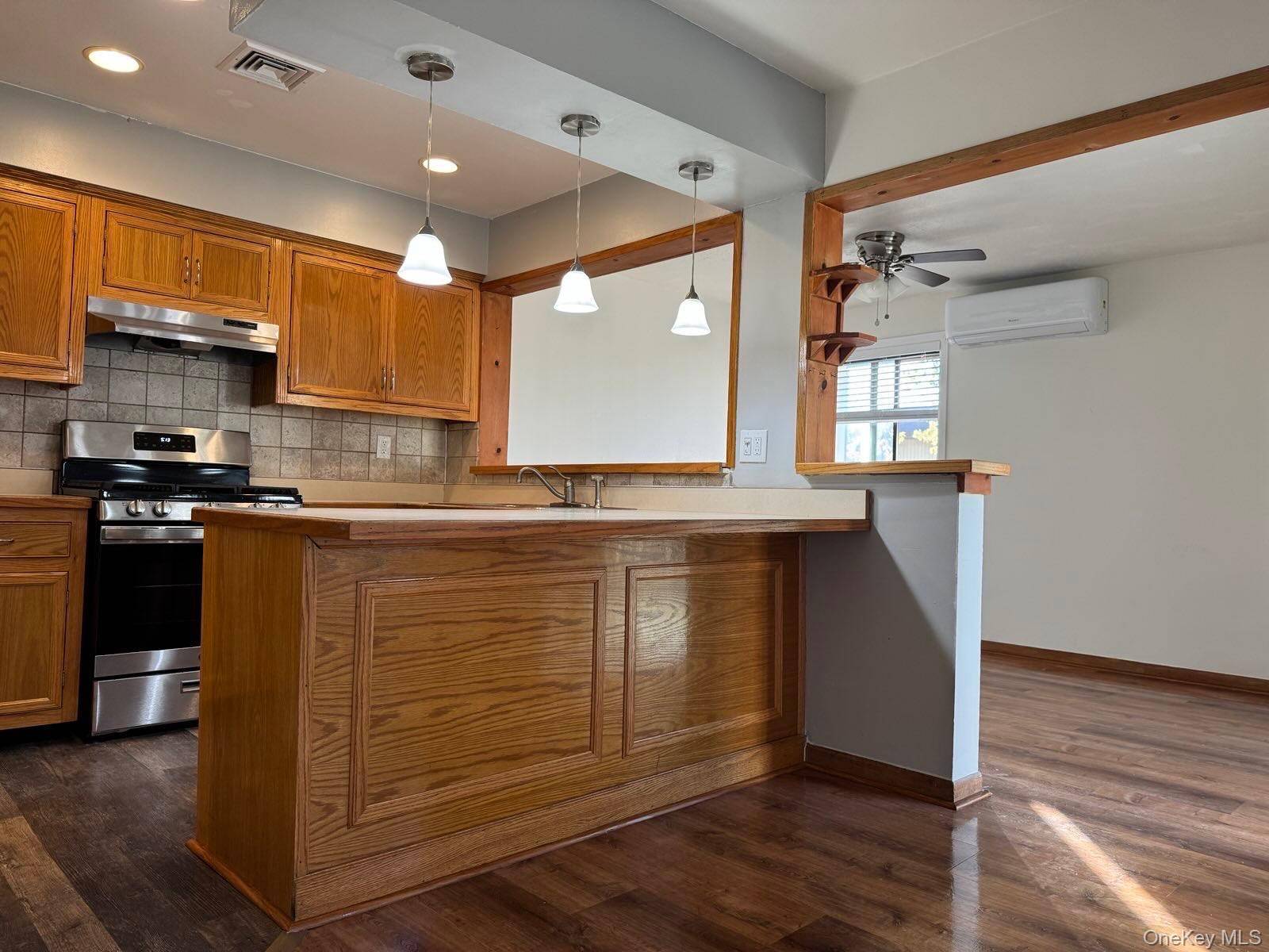 Middletown, NY 10940,6 Charlotte Mews