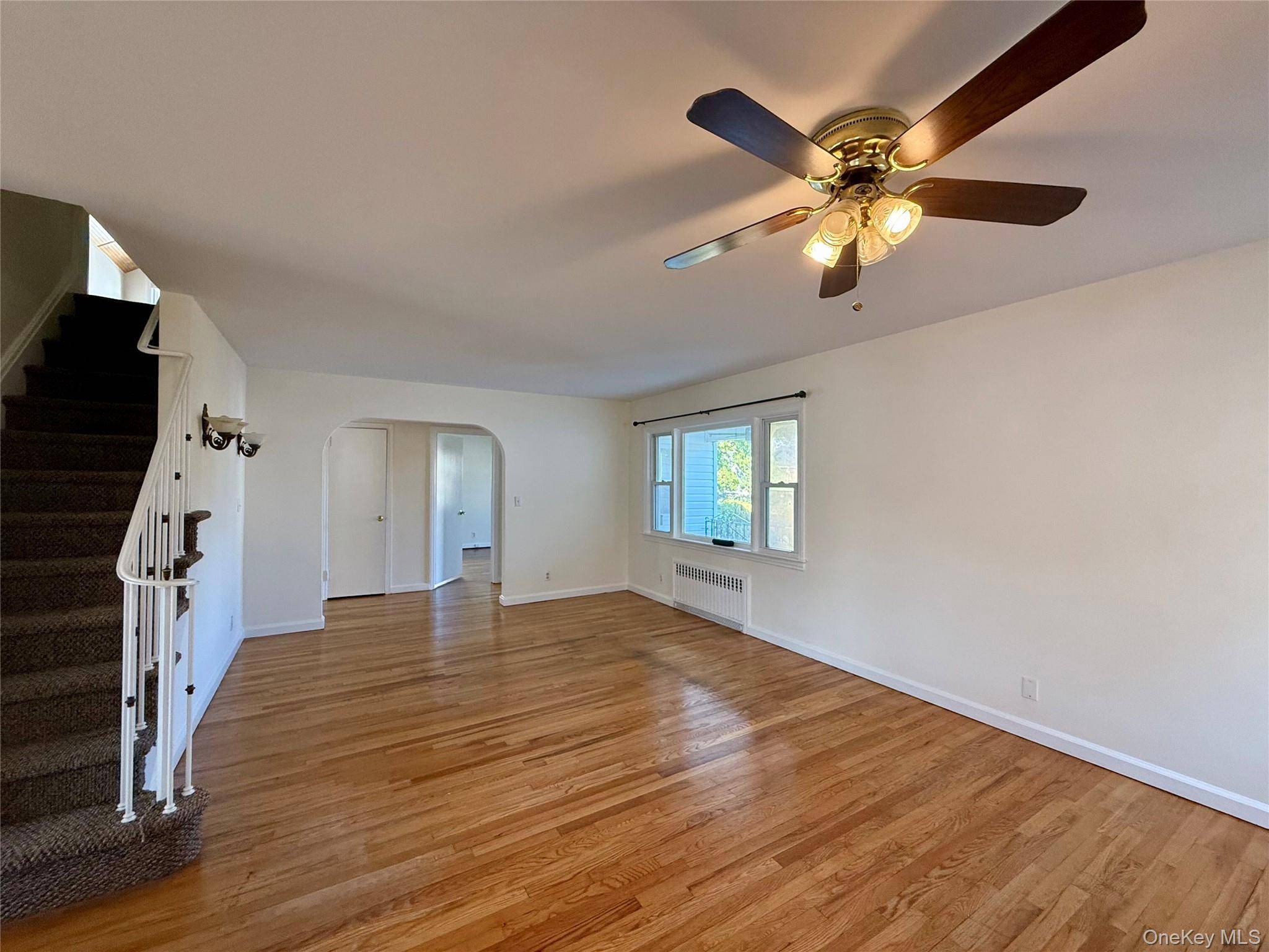 Long Beach, NY 11561,518 W Olive ST