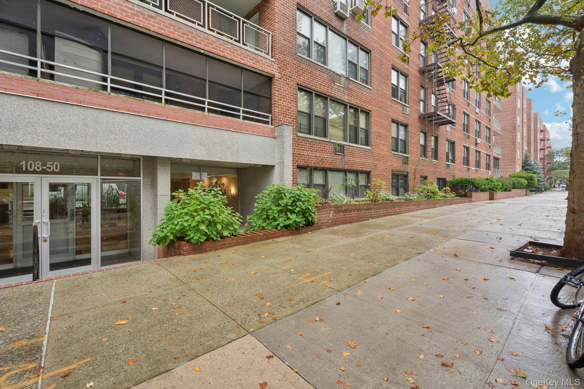 Forest Hills, NY 11375,108-50 62nd DR #LA