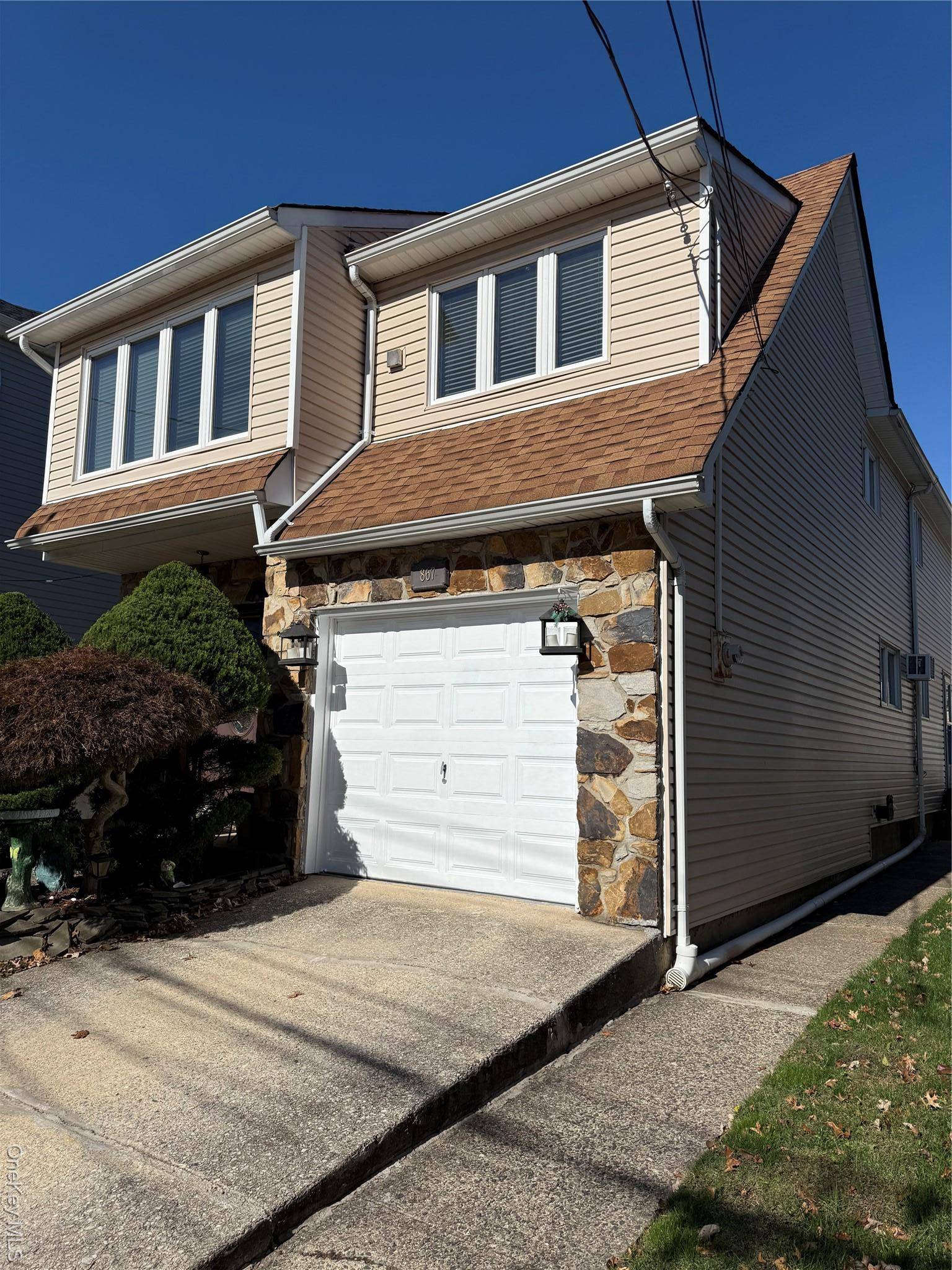 Staten Island, NY 10309,867 Sinclair AVE