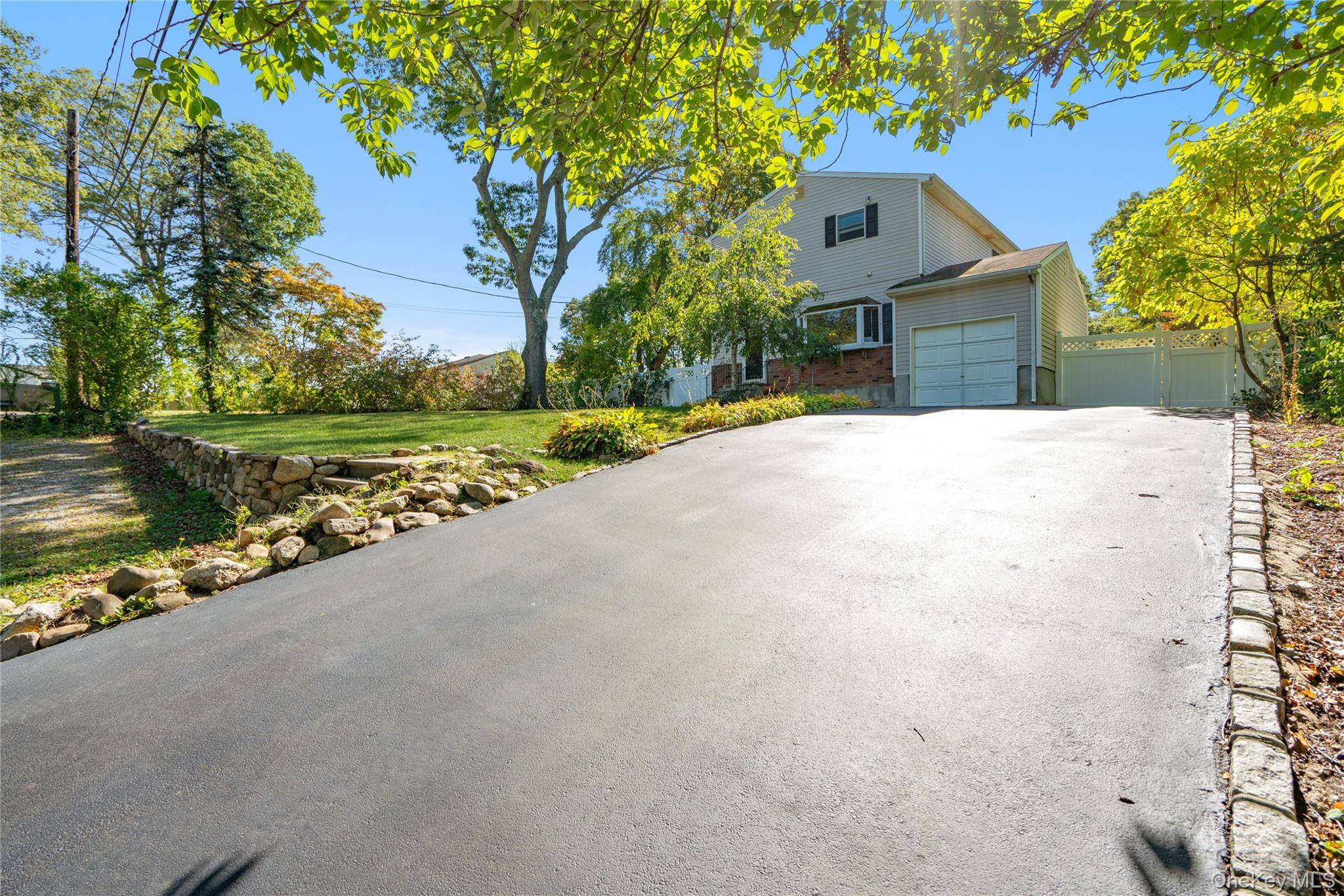 Selden, NY 11784,28 Tuscala ST
