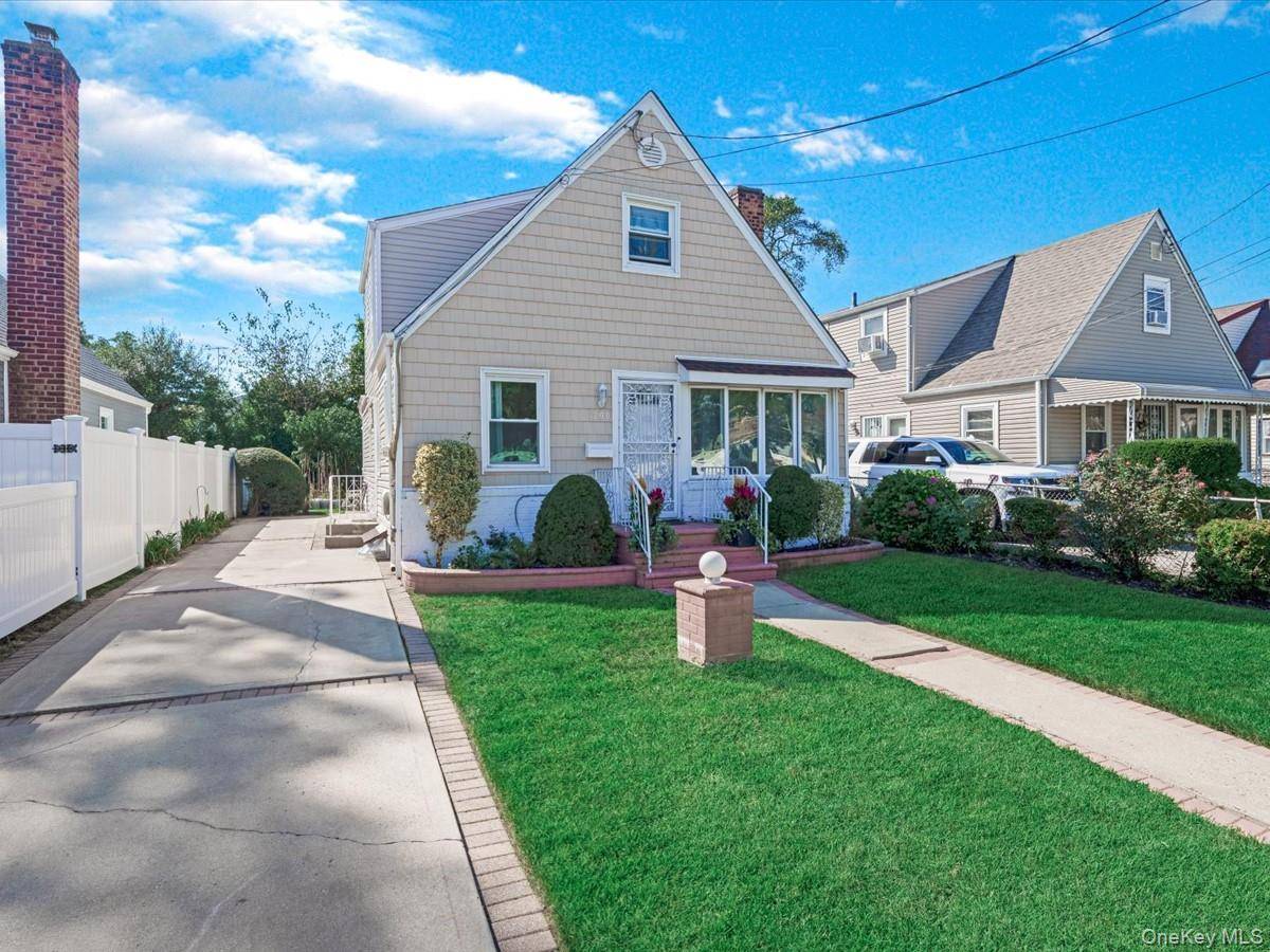 Hempstead, NY 11550,200 W Marshall ST