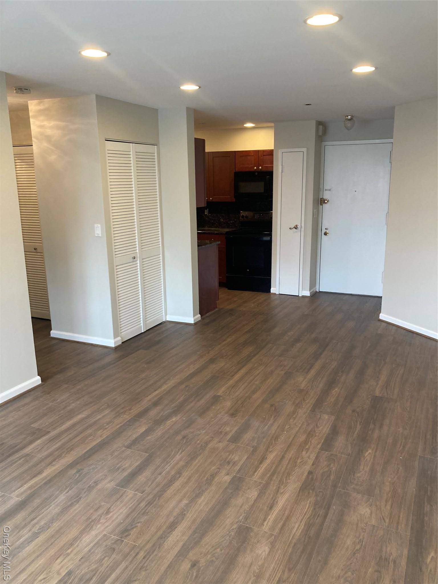 Long Beach, NY 11561,185 W Park AVE #302