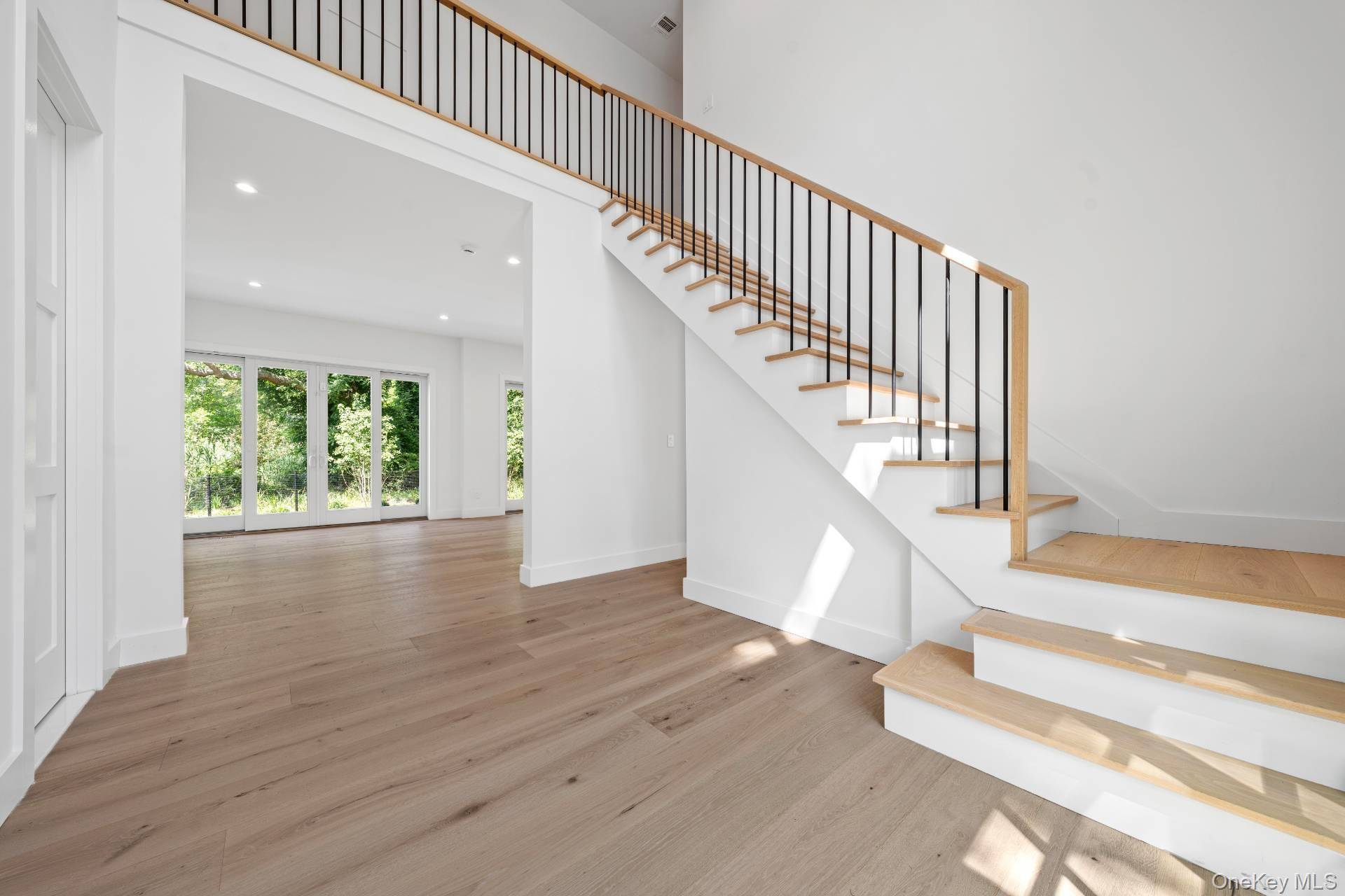 Southampton, NY 11968,37 Peconic Bay