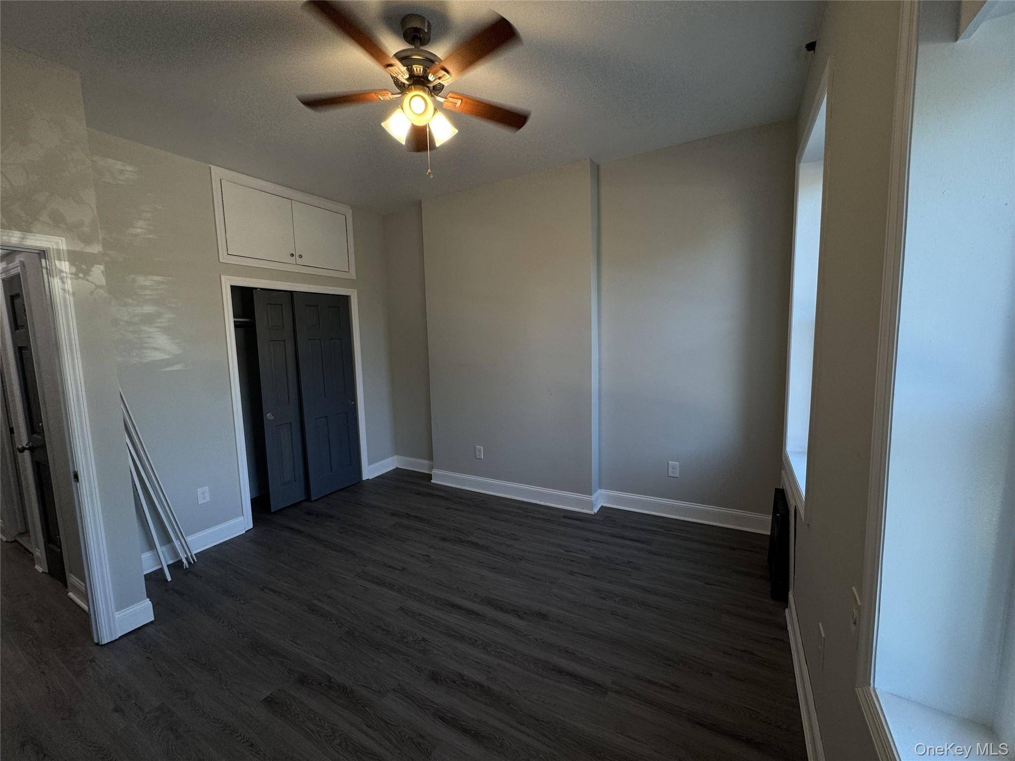 Hollis, NY 11423,19314 Jamaica AVE