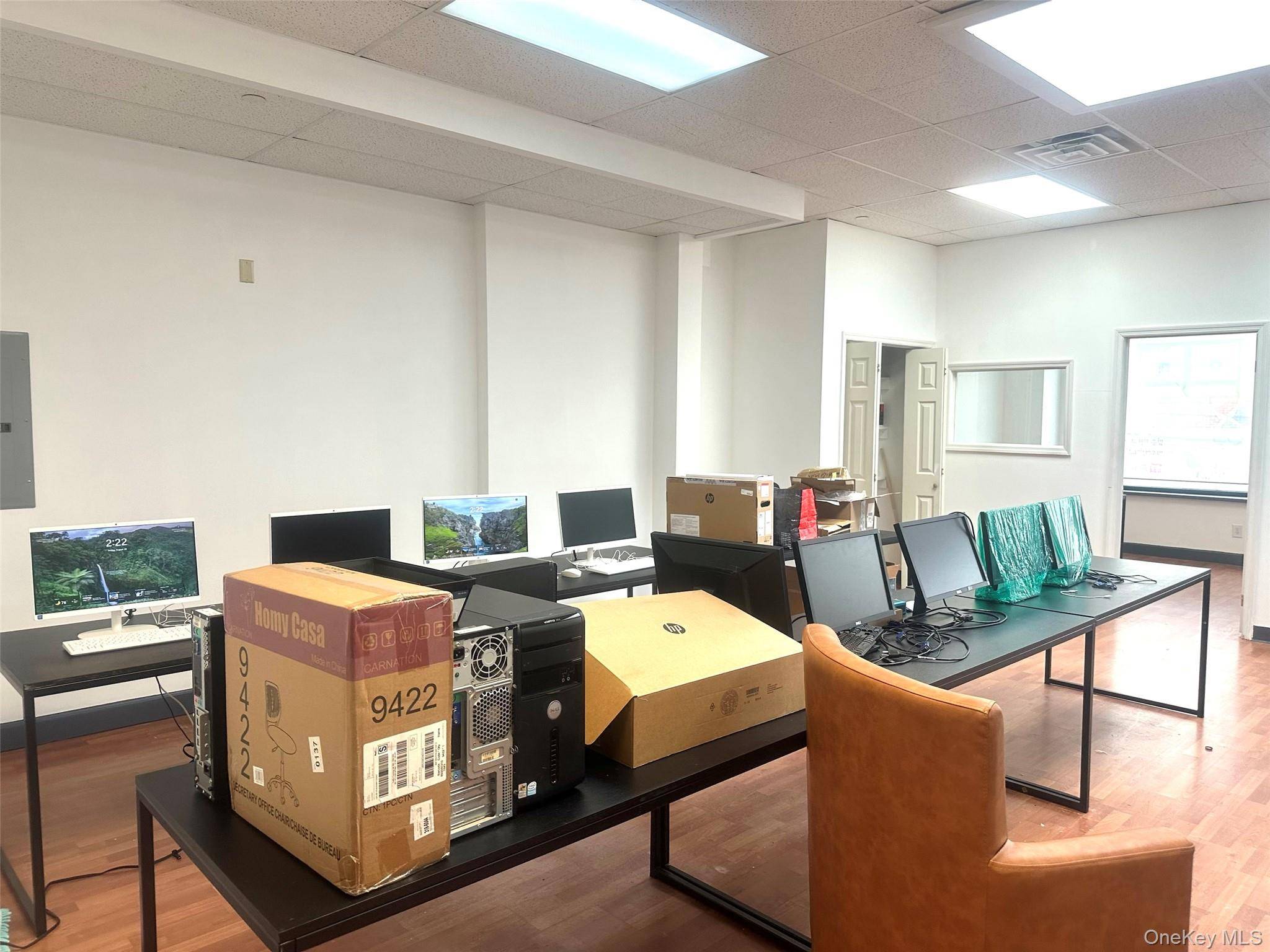 Flushing, NY 11358,45-16 162 ST #2FL