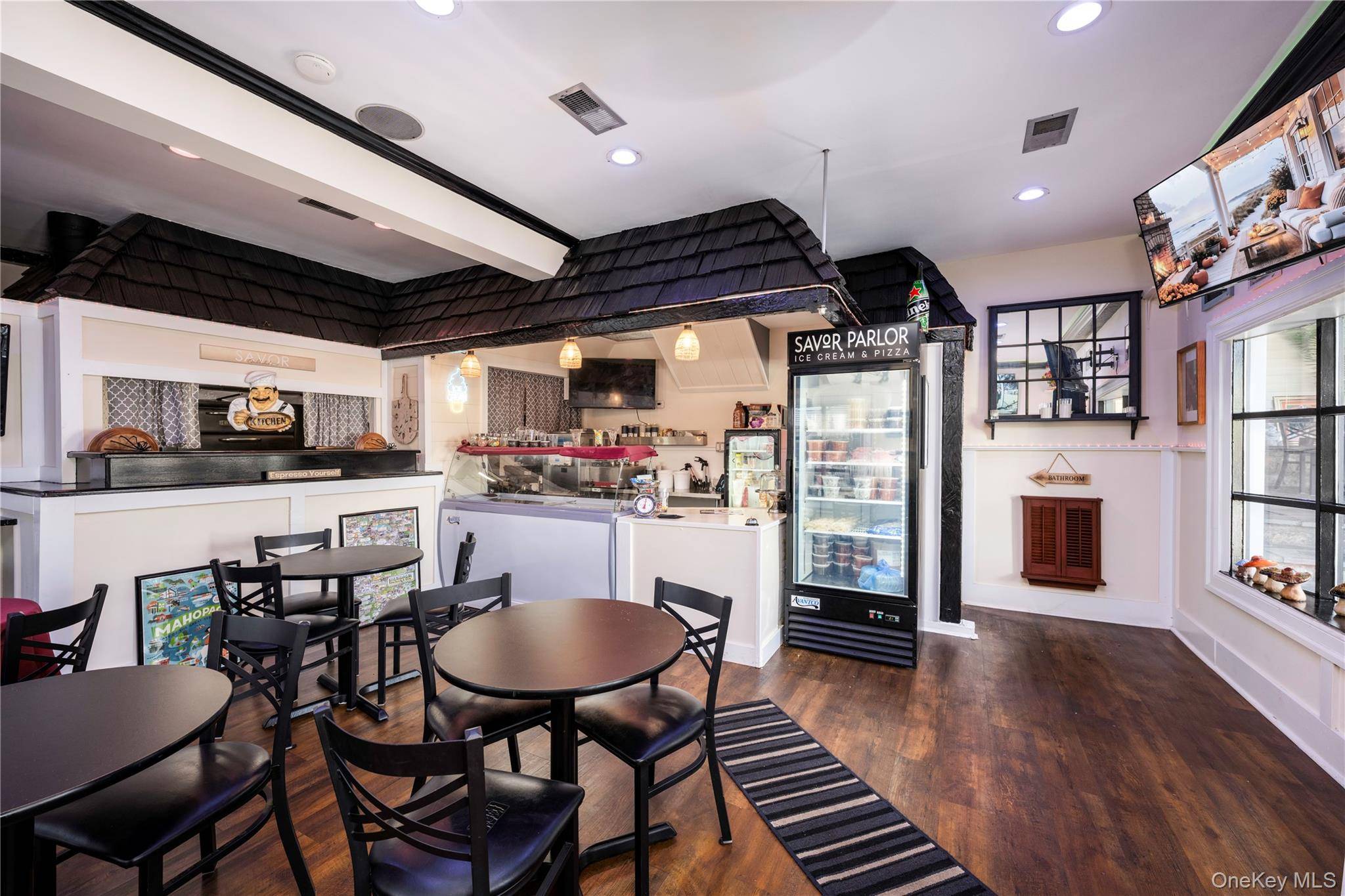 Mahopac, NY 10541,18 Clark PL