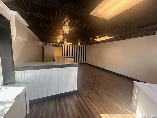 Bellport Village, NY 11713,117 S Country RD