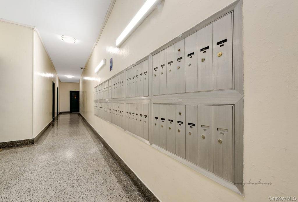 Forest Hills, NY 11375,102-55 67th DR #1J