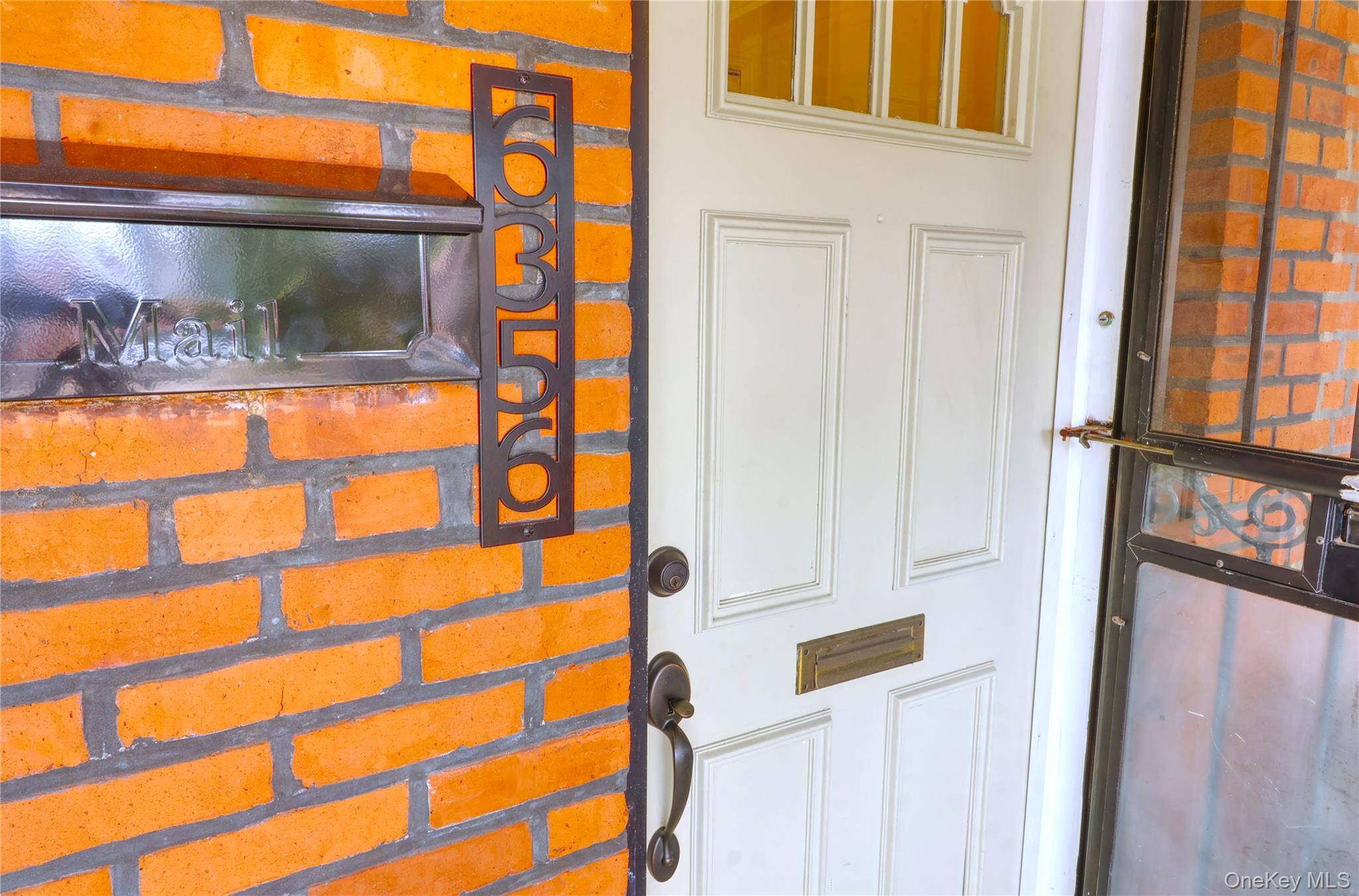 Middle Village, NY 11379,6356 78th ST