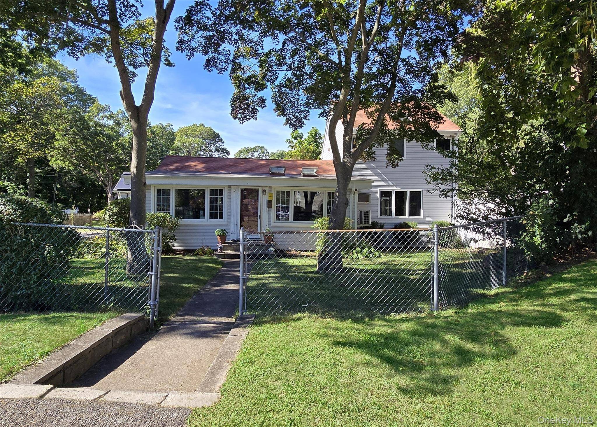 Ronkonkoma, NY 11779,3 Broadway