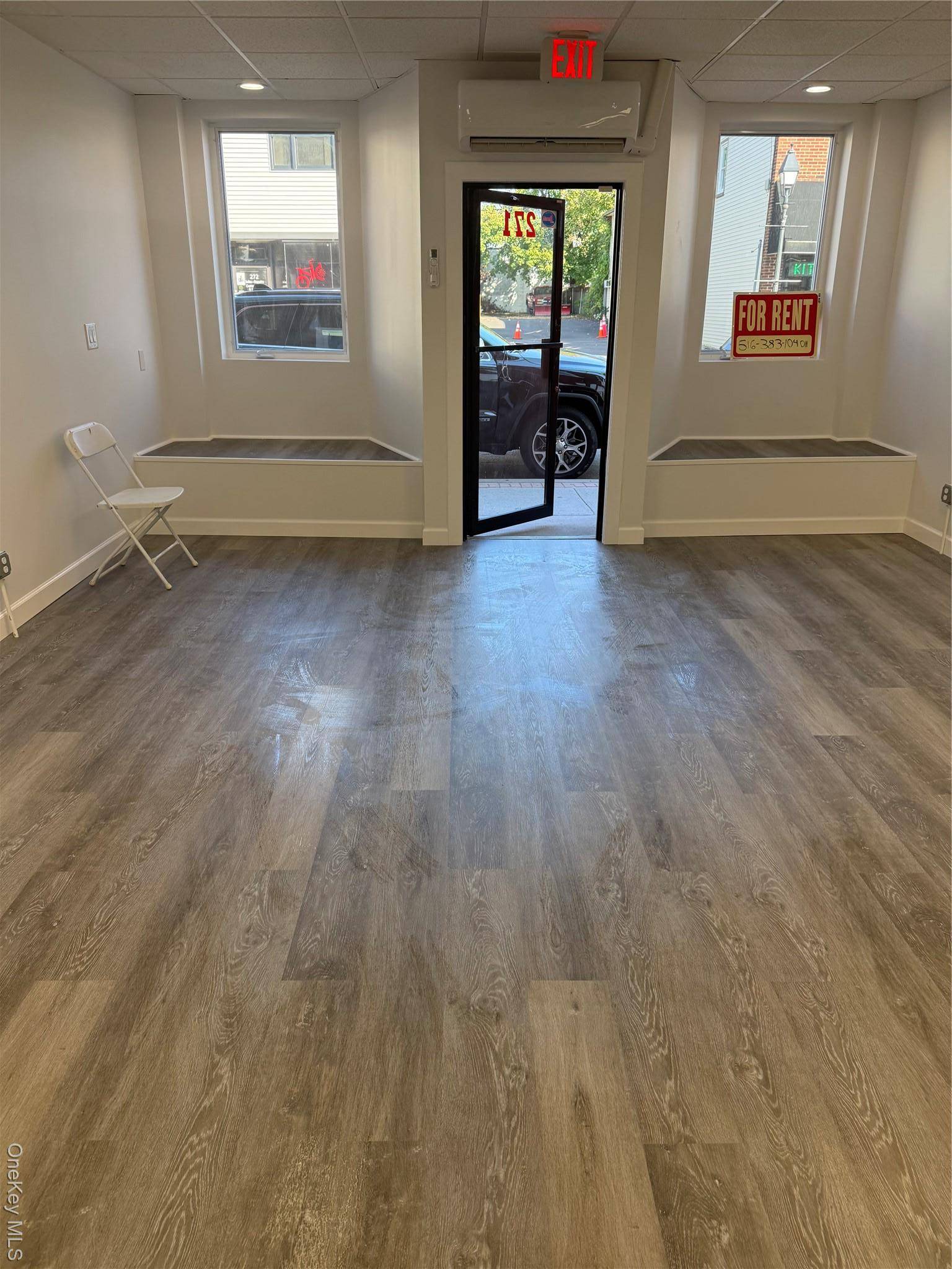 Bethpage, NY 11714,271 Broadway