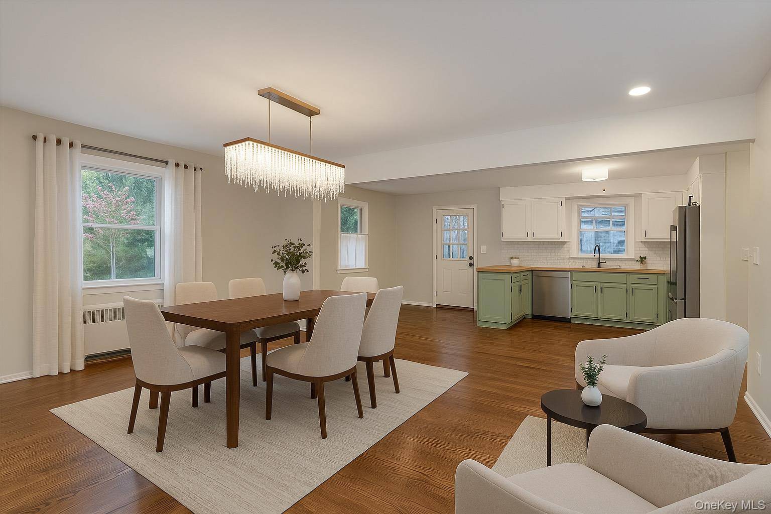 Centerport, NY 11721,57 Oakdale RD