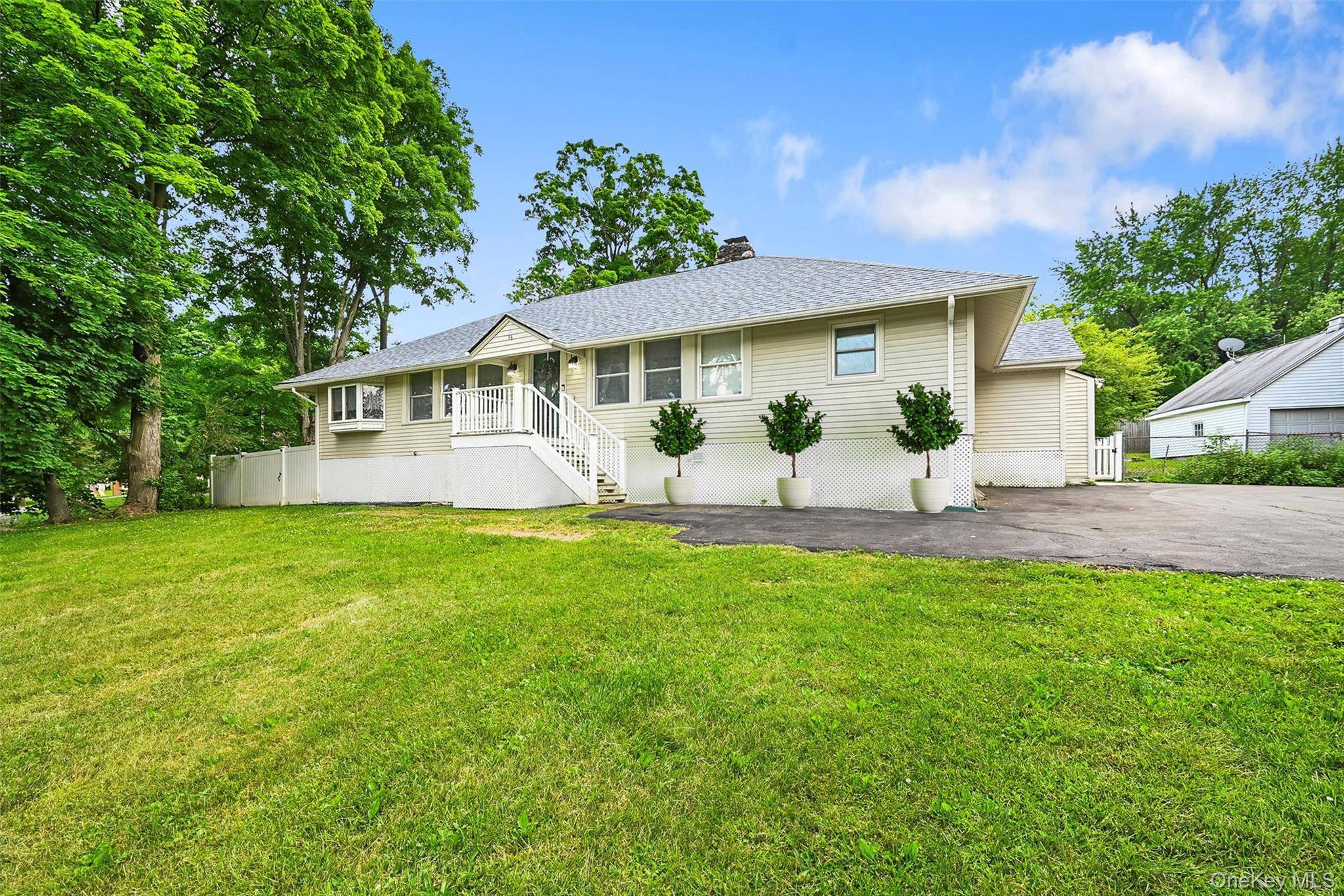 Warwick, NY 10990,96 Galloway RD
