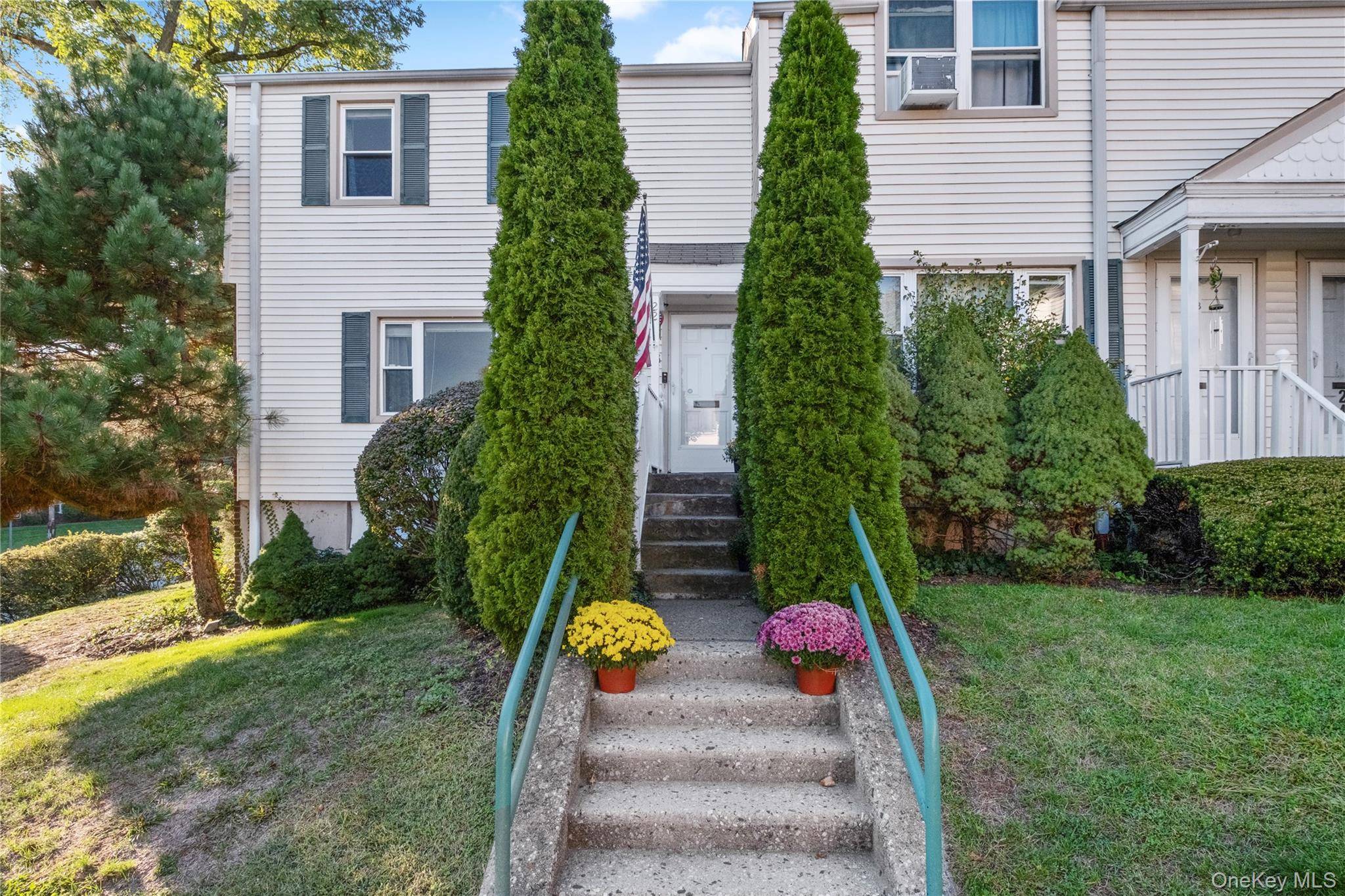 Yonkers, NY 10710,737 Tuckahoe RD #22