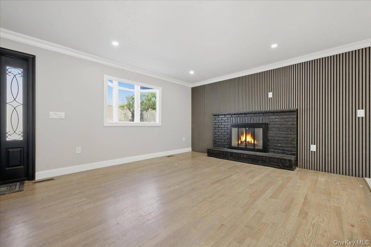 Hicksville, NY 11801,15 cottage blvd