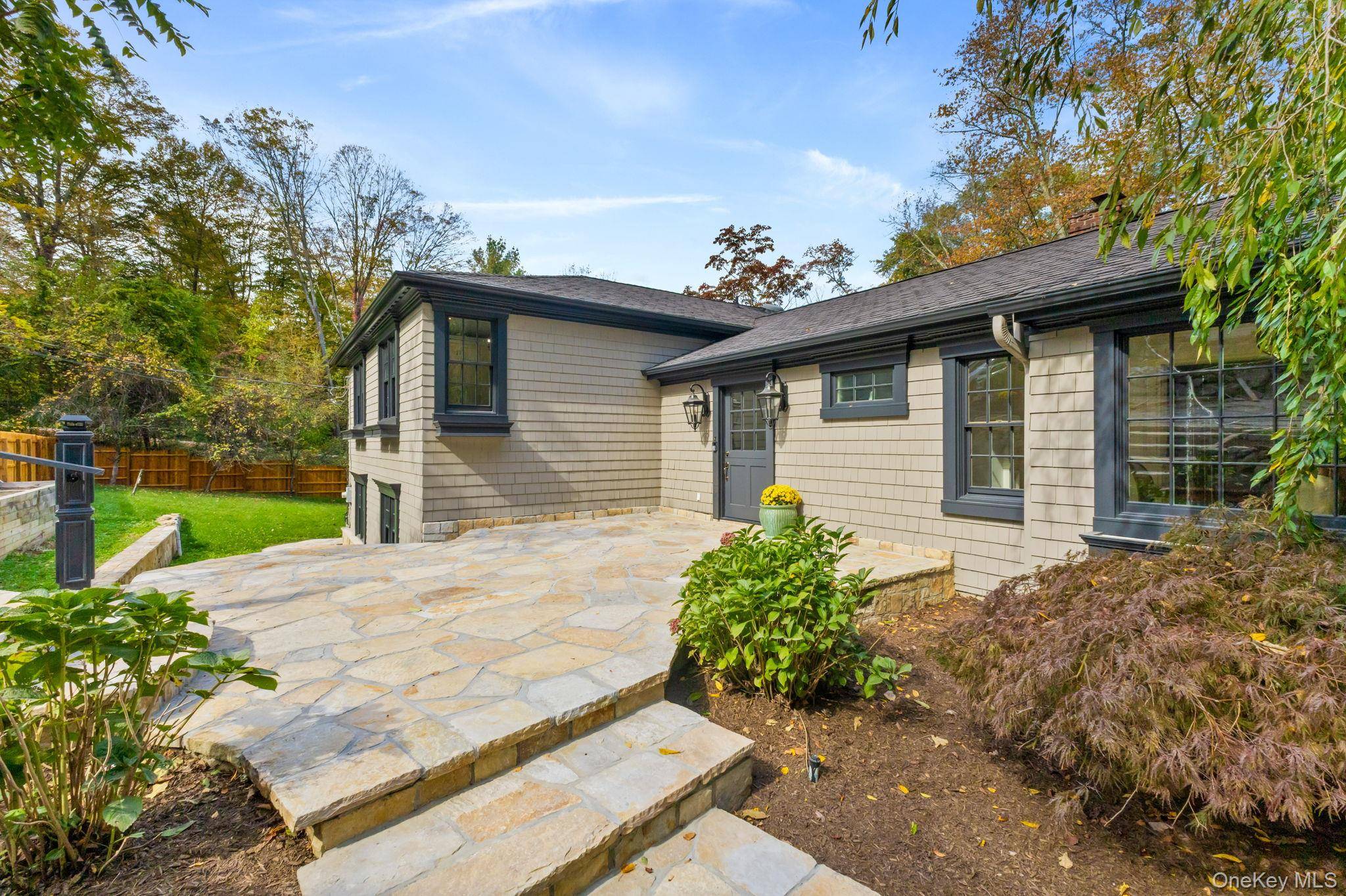 Chappaqua, NY 10514,675 Quaker RD