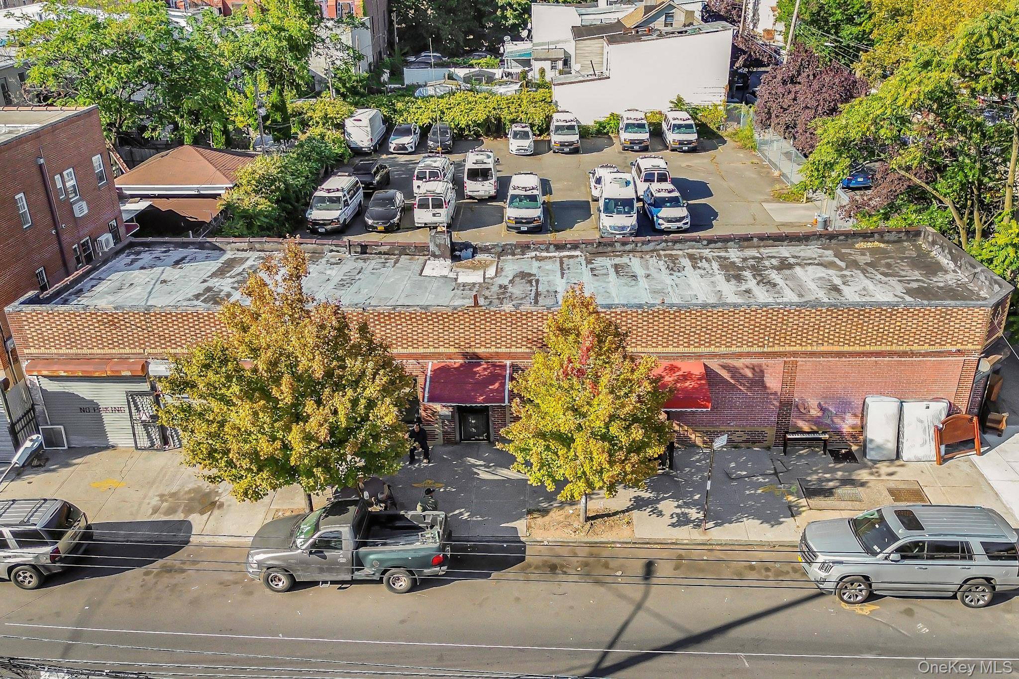 Brooklyn, NY 11207,425 Glenmore AVE