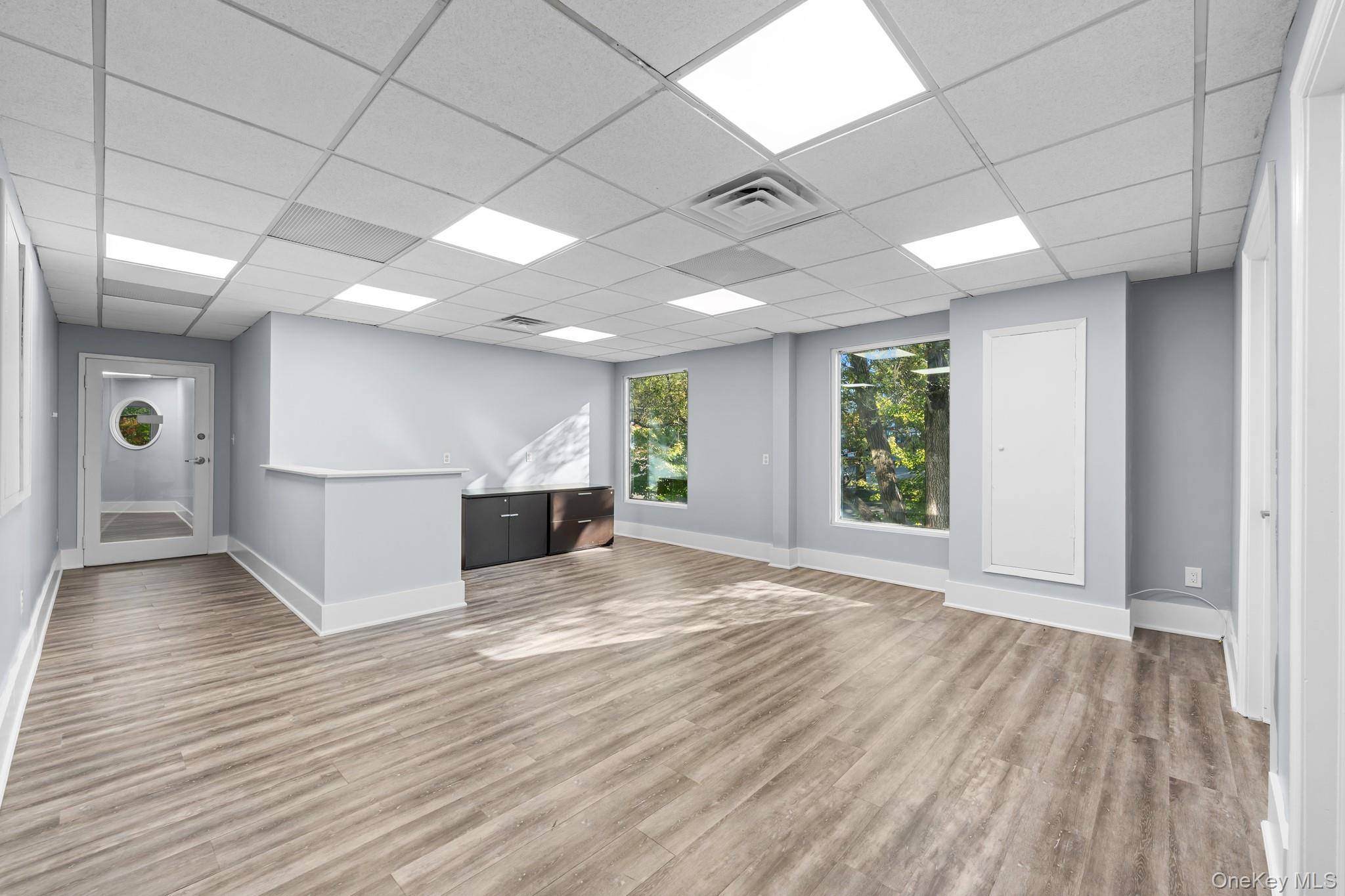 Smithtown, NY 11787,308 W Main ST #204