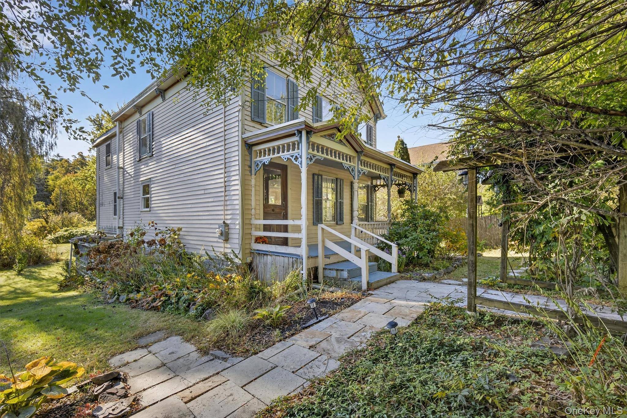 Kingston, NY 12401,243 Whiteport RD