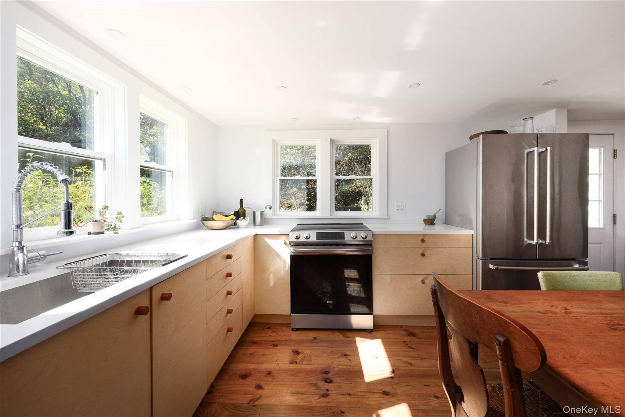 Saugerties, NY 12477,98 Nista RD