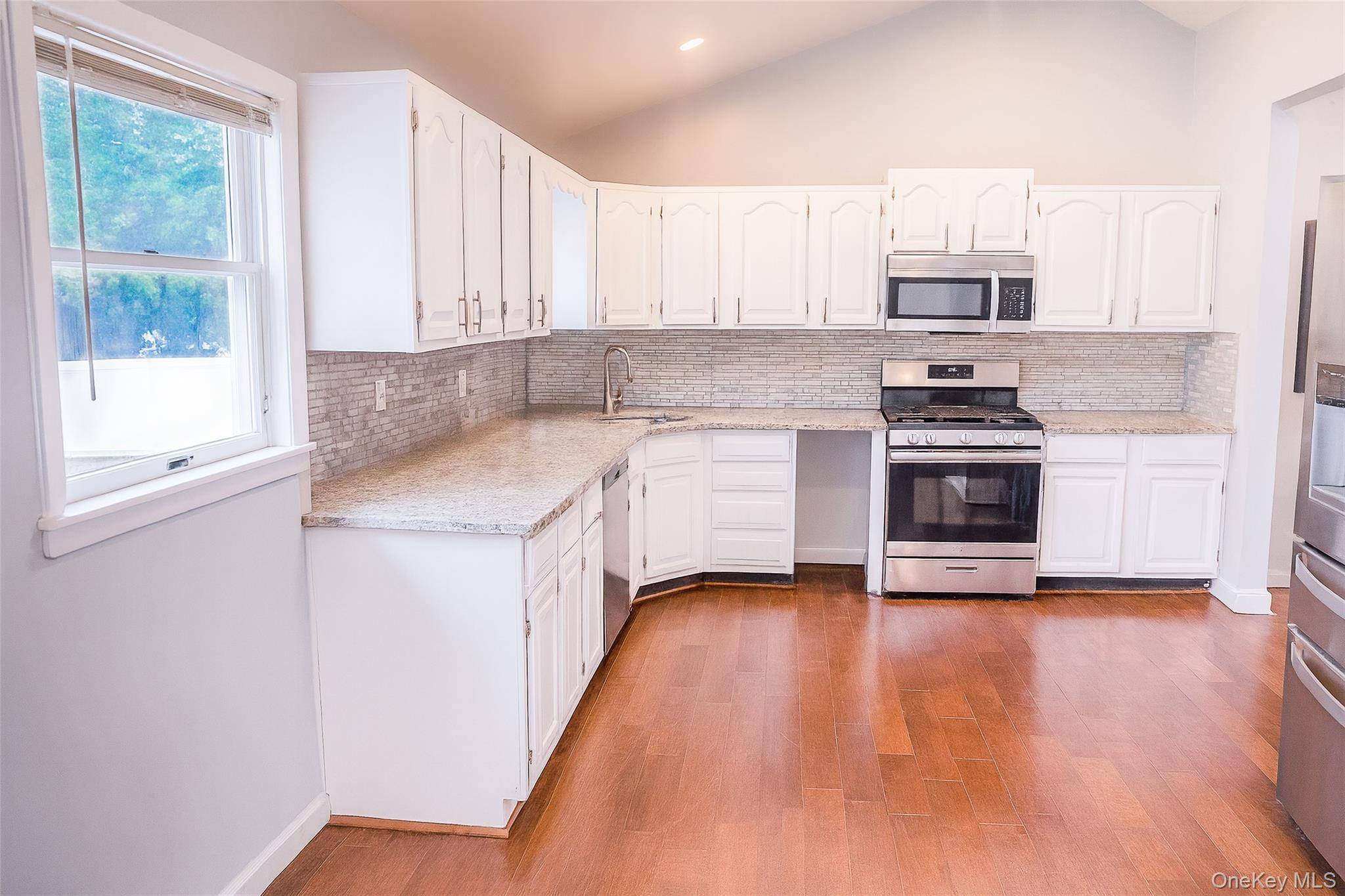 Islandia, NY 11749,11 Blazer DR