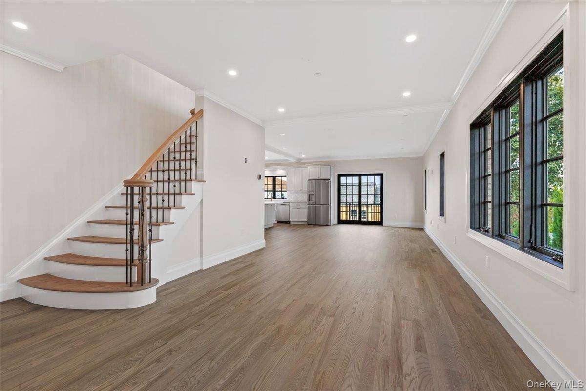 West Harrison, NY 10604,93 Park AVE