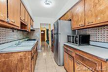 Bronx, NY 10469,2937 Laconia AVE
