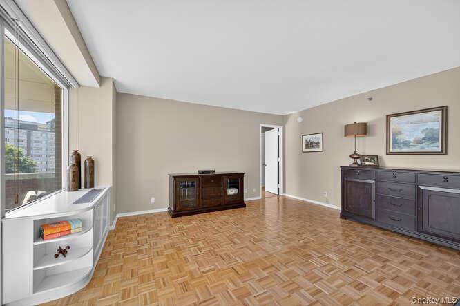 Garden City, NY 11530,111 Cherry Valley AVE #505