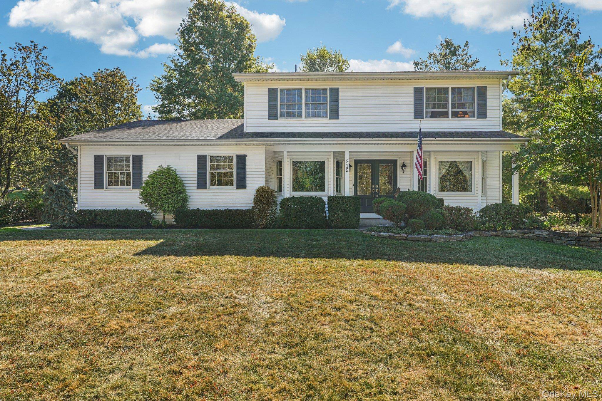Valley Cottage, NY 10989,319 Bliss LN